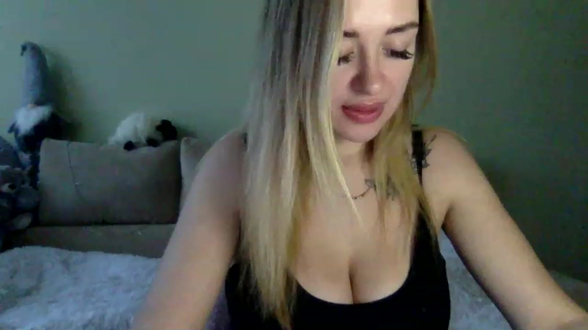 Gallery image thumbnail from Keyssi_li's myfreecams stream on, 01/12/2023, 14:23 image 3 of 20