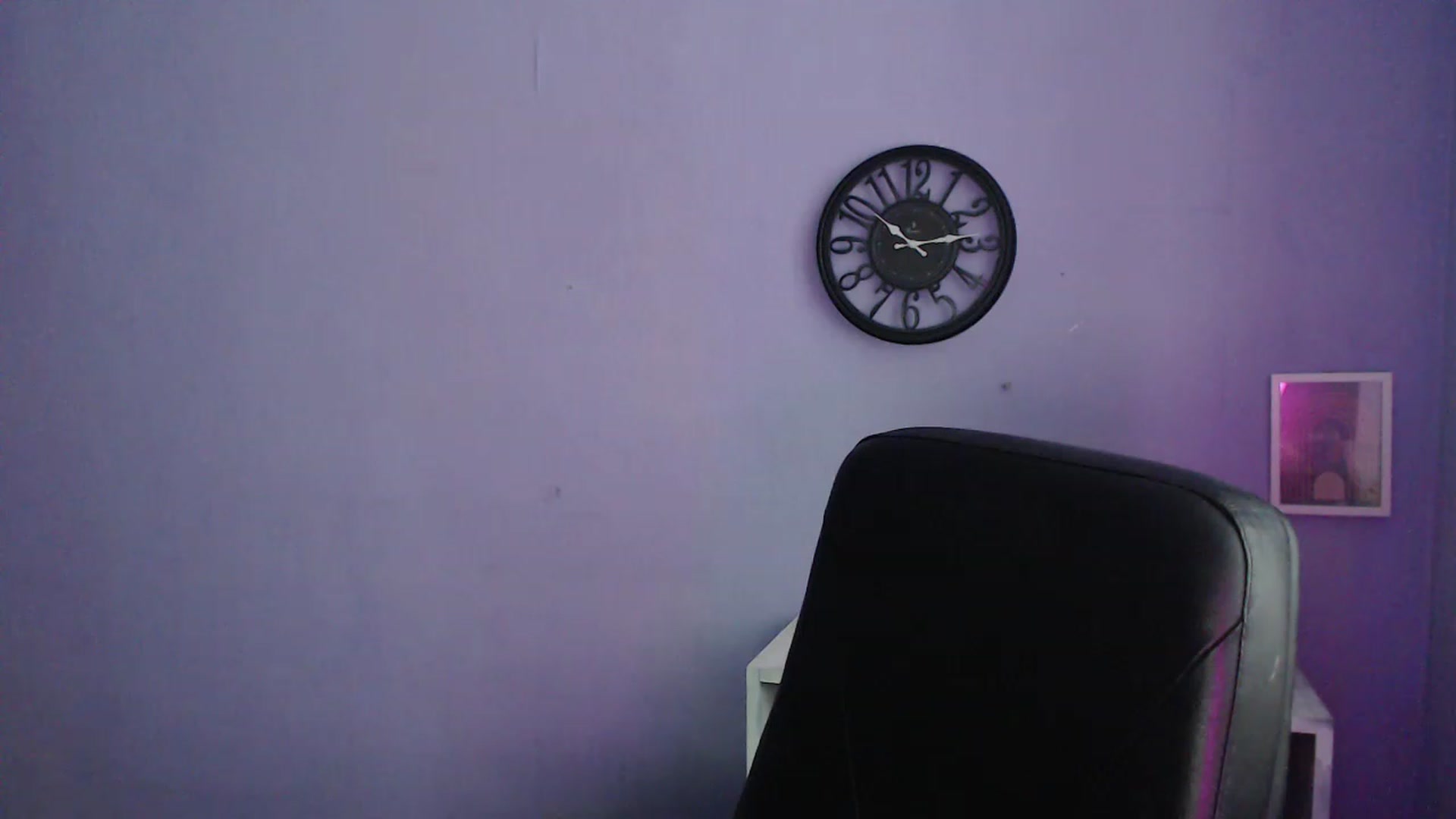Gallery image thumbnail from Keyssi_li's myfreecams stream on, 03/14/2023, 10:05 image 13 of 20