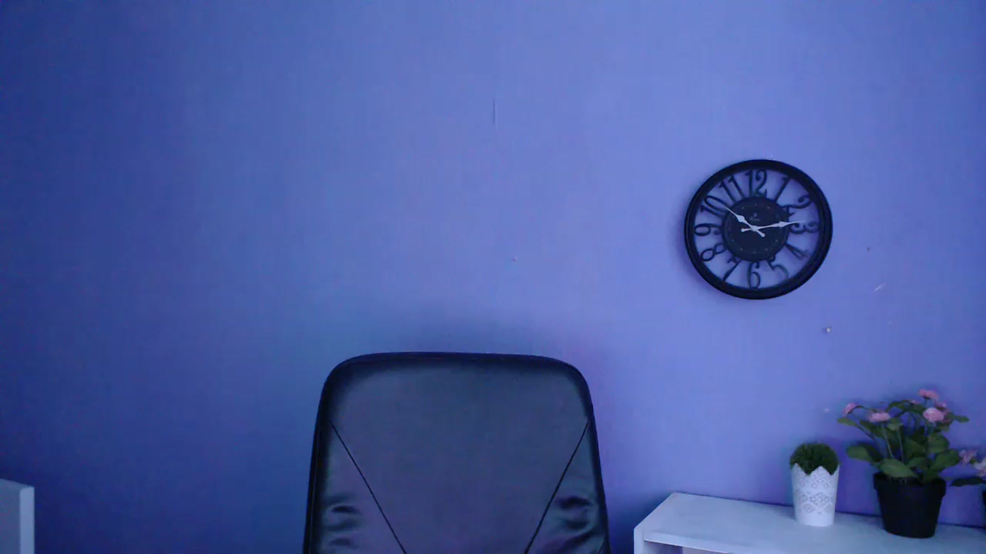 Gallery image thumbnail from Keyssi_li's myfreecams stream on, 03/19/2023, 12:50 image 7 of 20