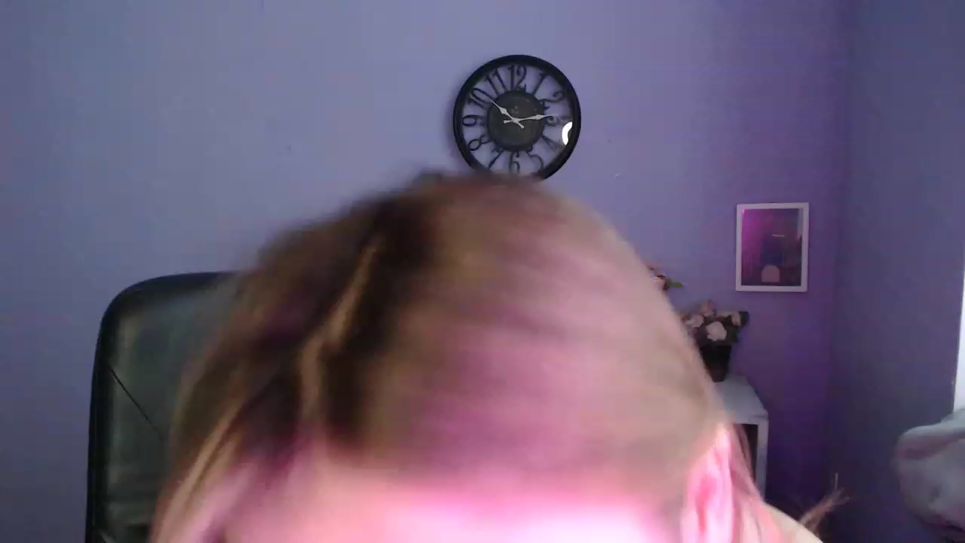 Gallery image thumbnail from Keyssi_li's myfreecams stream on, 03/22/2023, 10:48 image 1 of 20