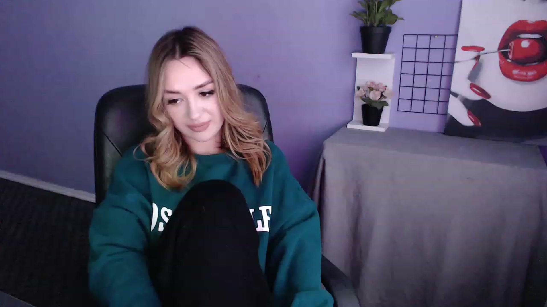 Gallery image thumbnail from Keyssi_li's myfreecams stream on, 03/30/2023, 11:59 image 19 of 20