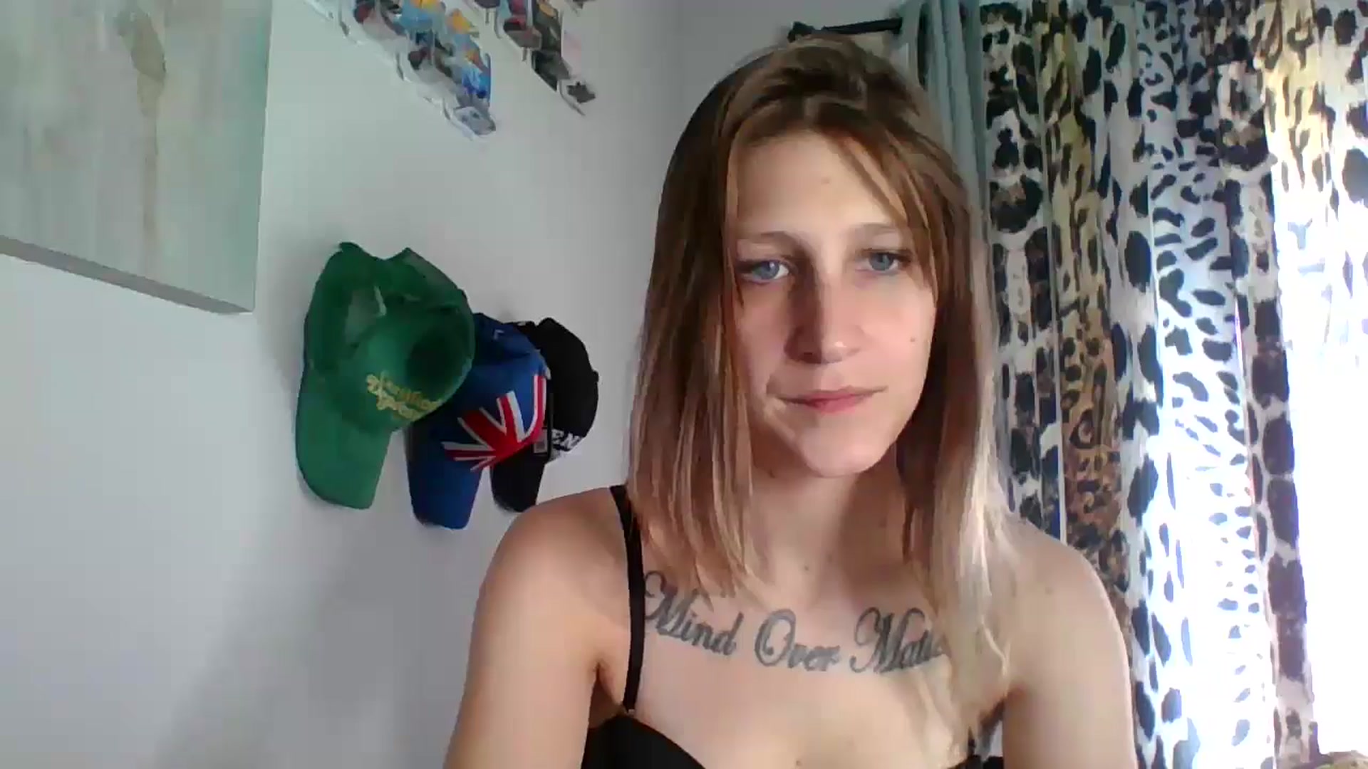 Gallery image thumbnail from Kezzlovesyou's myfreecams stream on, 12/08/2024, 19:45 image 20 of 20