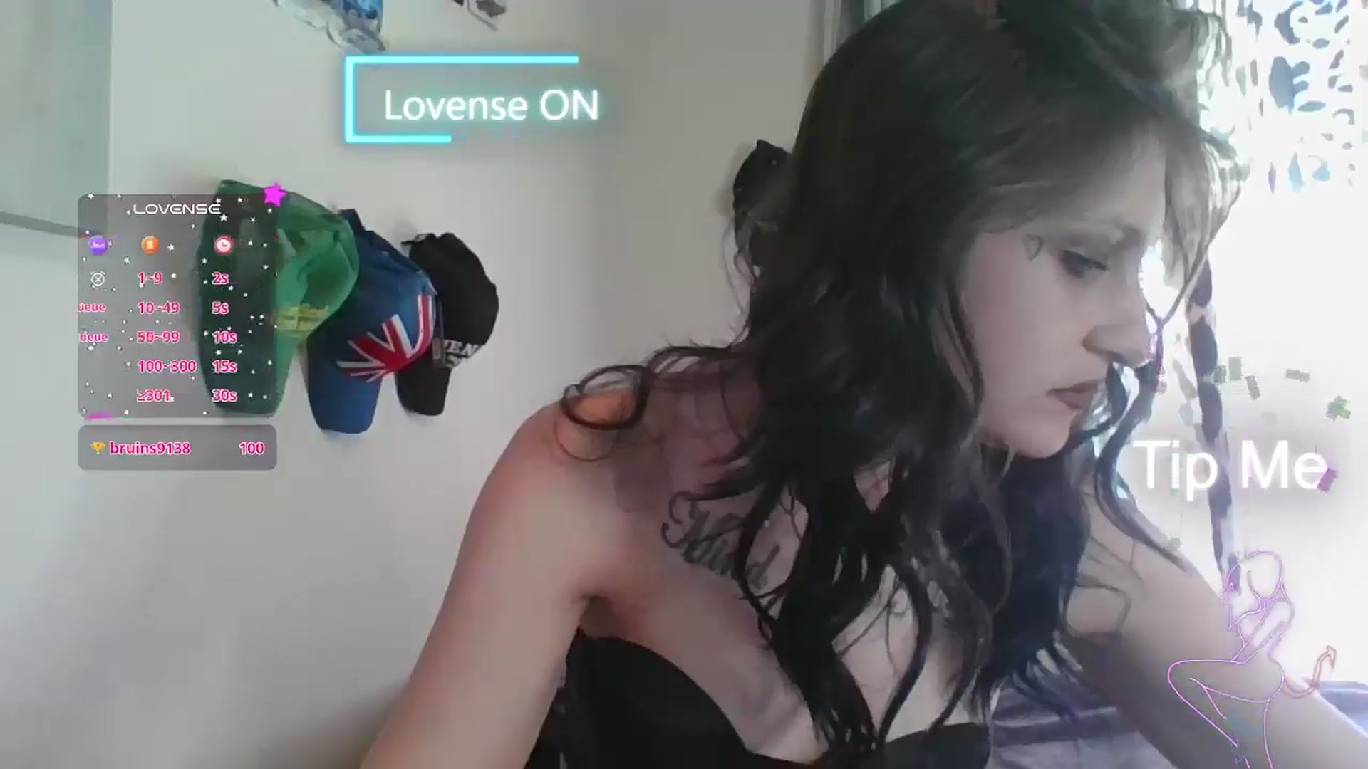Gallery image thumbnail from Kezzlovesyou's myfreecams stream on, 01/20/2025, 18:28 image 16 of 20