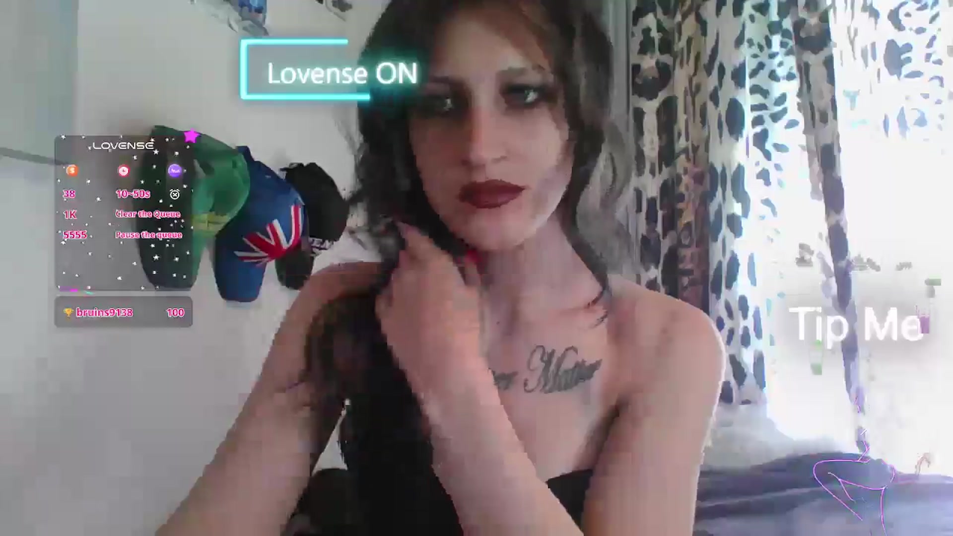 Gallery image thumbnail from Kezzlovesyou's myfreecams stream on, 01/20/2025, 18:28 image 17 of 20