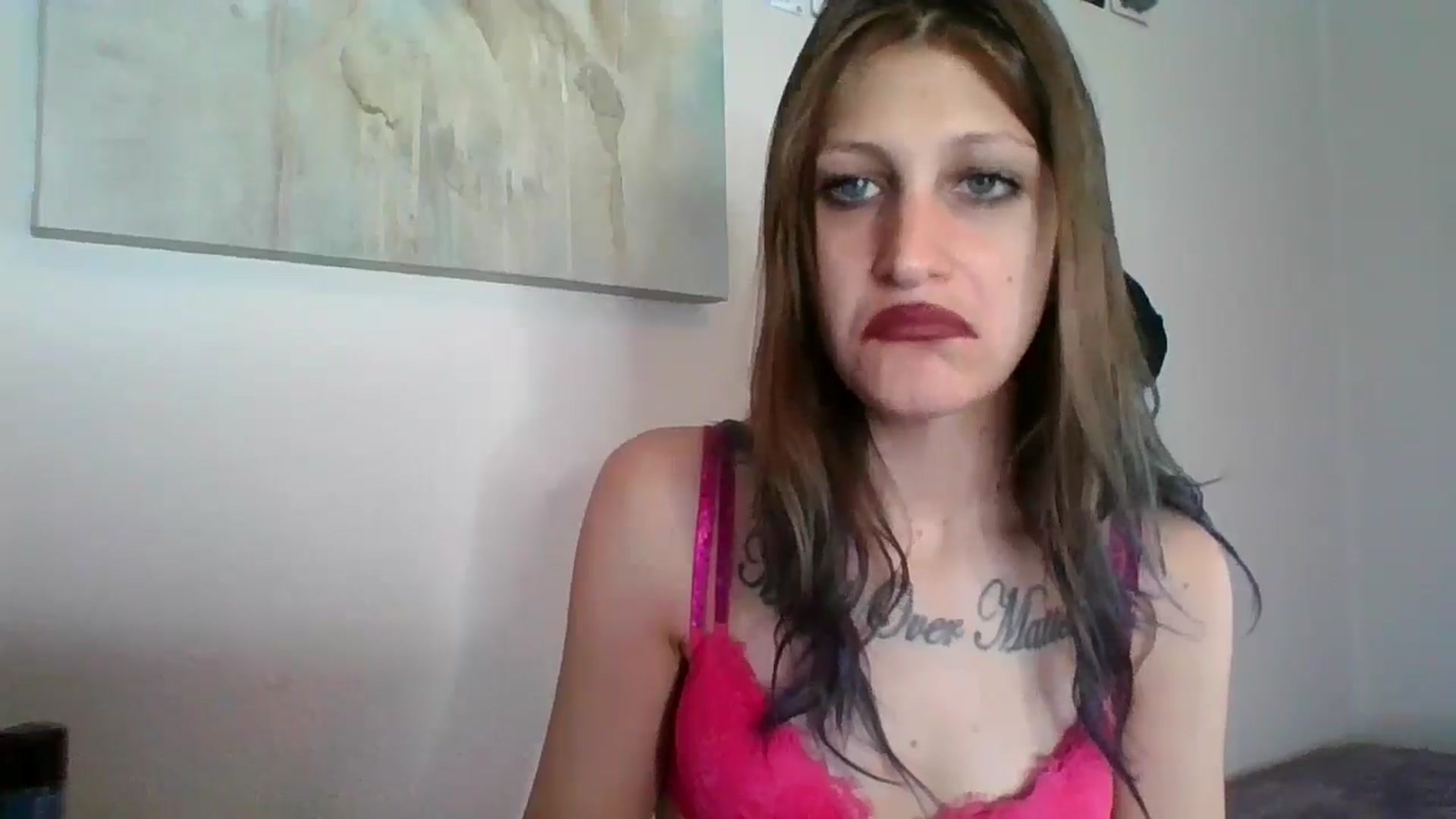 Gallery image thumbnail from Kezzlovesyou's myfreecams stream on, 02/05/2025, 19:11 image 4 of 20