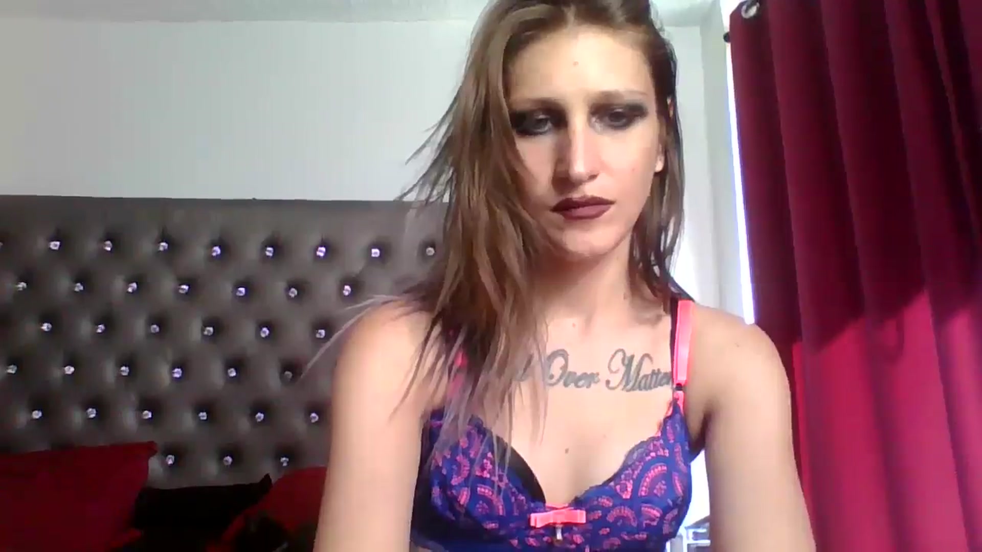 Gallery image thumbnail from Kezzlovesyou's myfreecams stream on, 03/10/2025, 18:14 image 20 of 20