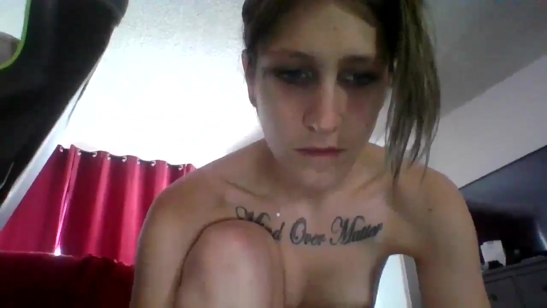 Gallery image thumbnail from Kezzlovesyou's myfreecams stream on, 03/17/2025, 22:03 image 16 of 20