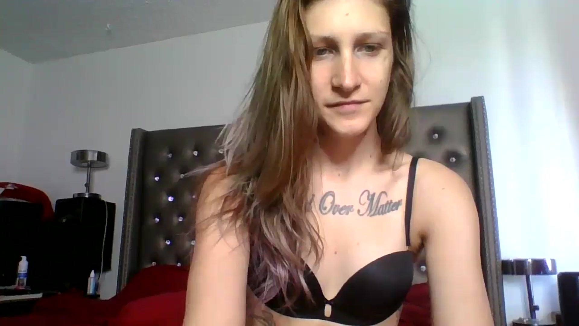 Gallery image thumbnail from Kezzlovesyou's myfreecams stream on, 03/20/2025, 17:21 image 12 of 20