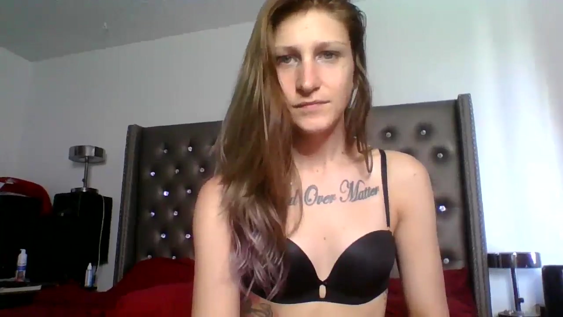 Gallery image thumbnail from Kezzlovesyou's myfreecams stream on, 03/20/2025, 17:21 image 11 of 20
