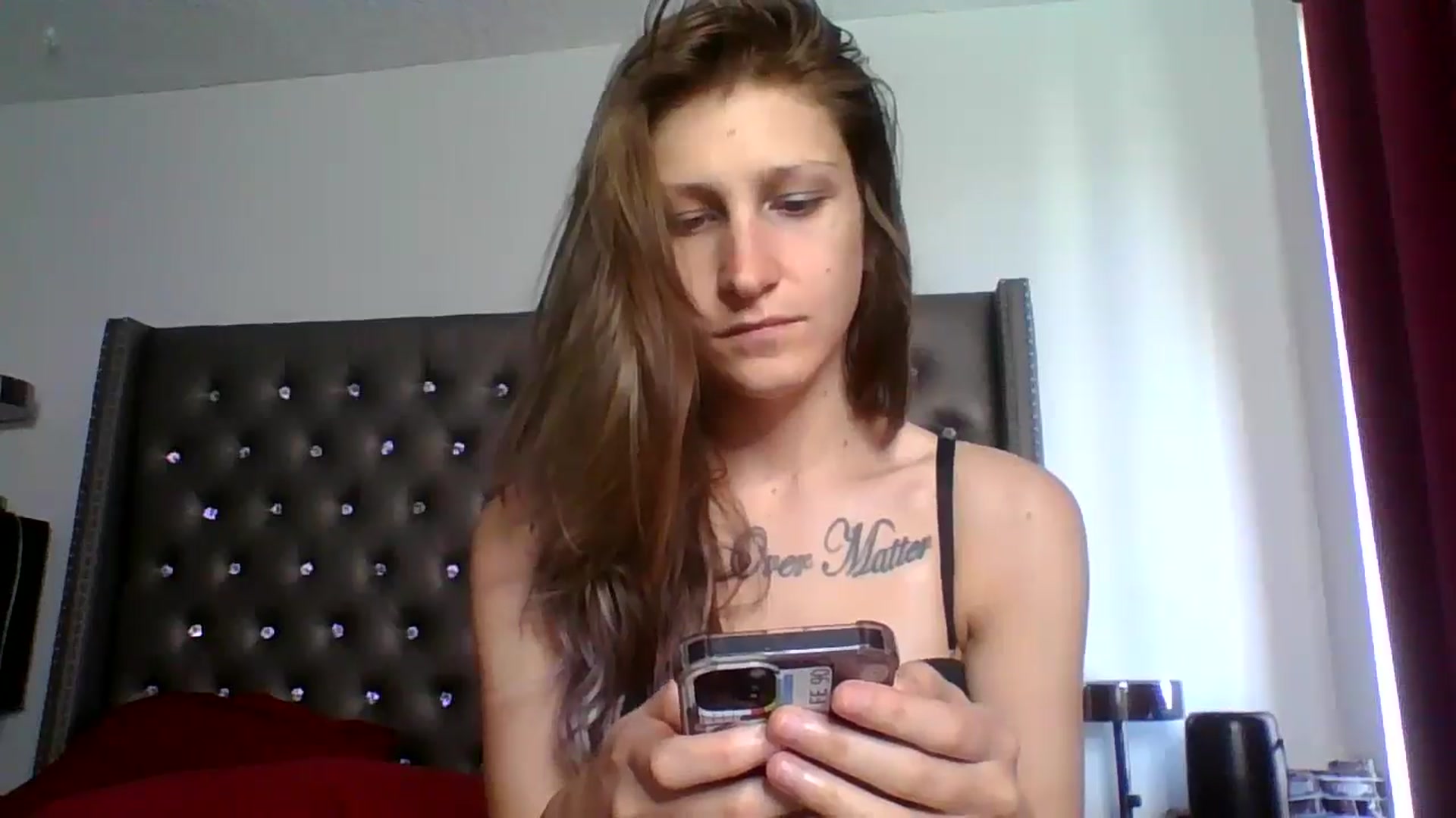 Gallery image thumbnail from Kezzlovesyou's myfreecams stream on, 03/20/2025, 17:21 image 14 of 20