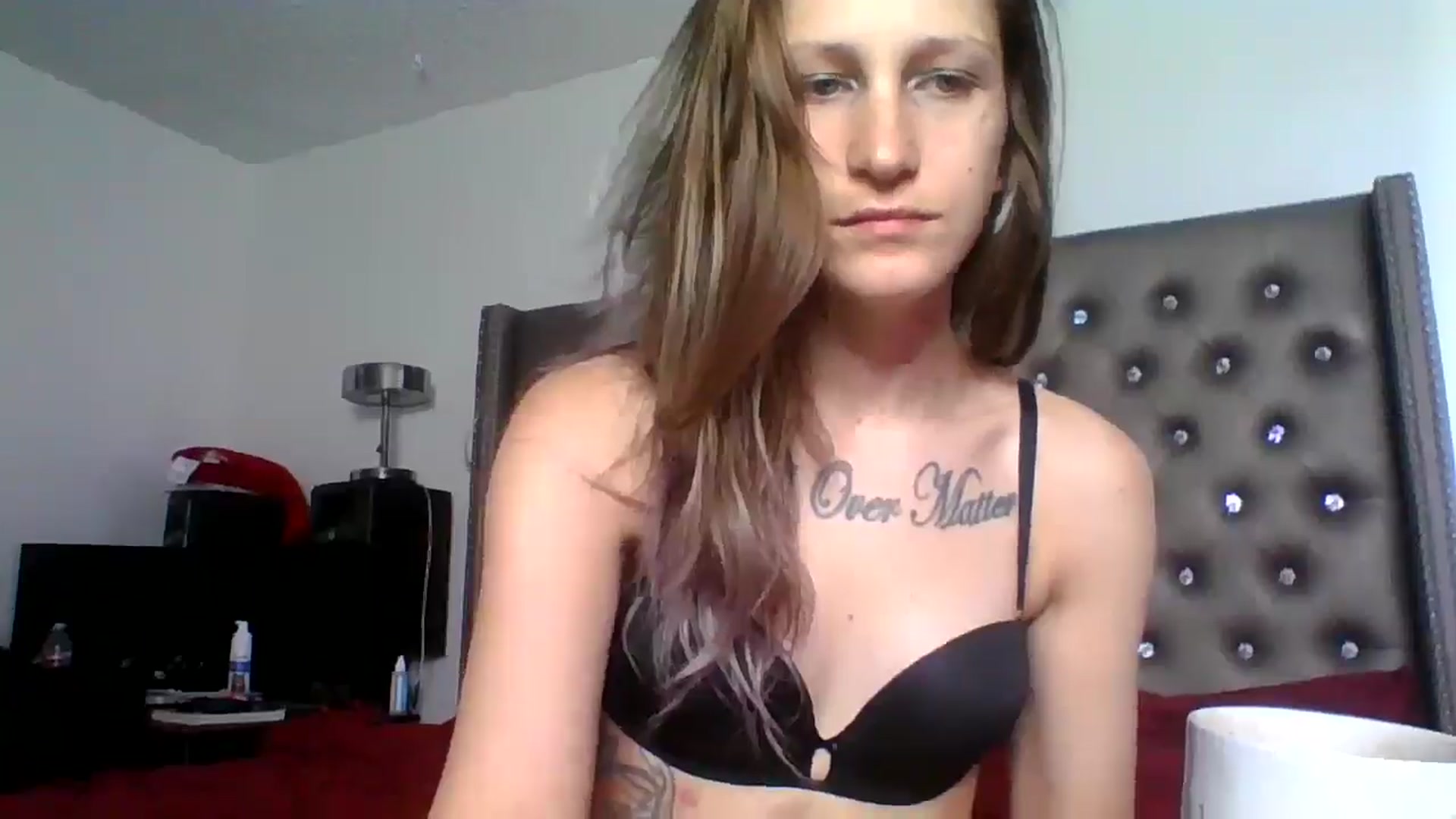 Gallery image thumbnail from Kezzlovesyou's myfreecams stream on, 03/20/2025, 17:21 image 3 of 20