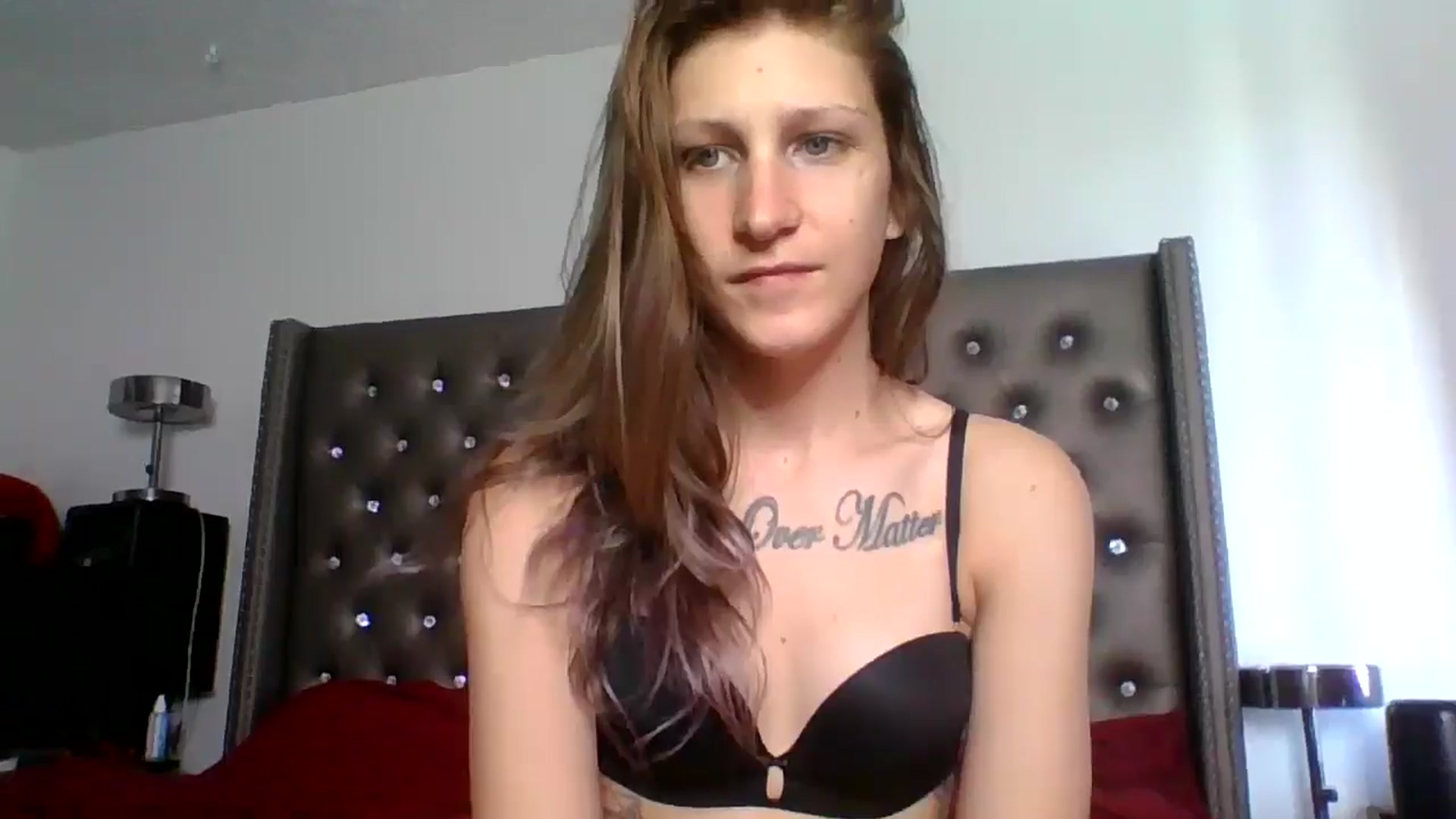 Gallery image thumbnail from Kezzlovesyou's myfreecams stream on, 03/20/2025, 17:21 image 20 of 20