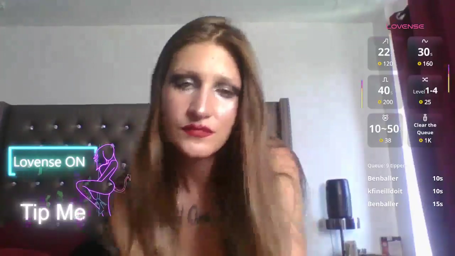 Gallery image thumbnail from Kezzlovesyou's myfreecams stream on, 06/18/2025, 23:17 image 16 of 20