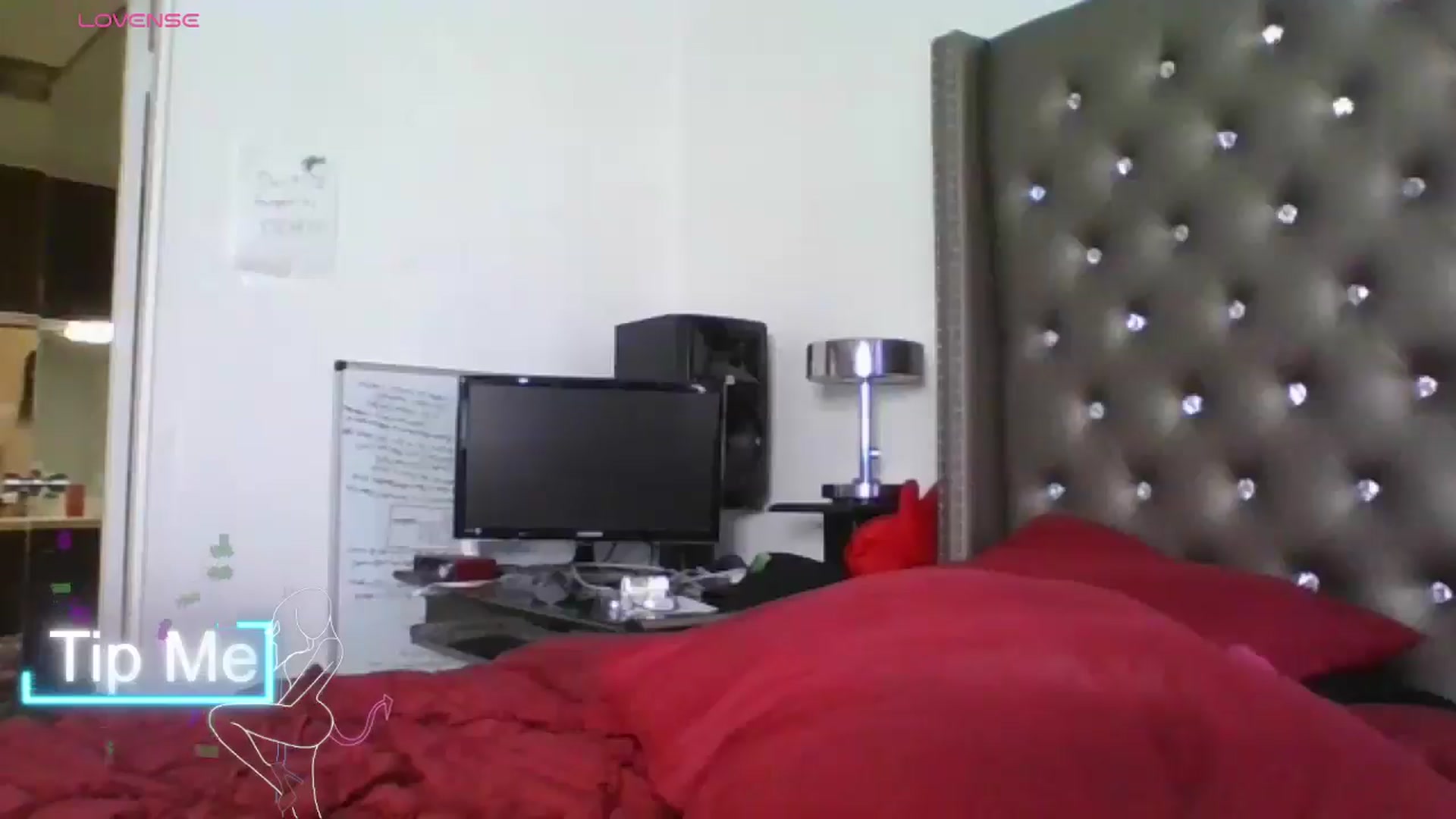 Gallery image thumbnail from Kezzlovesyou's myfreecams stream on, 06/22/2025, 24:51 image 19 of 20
