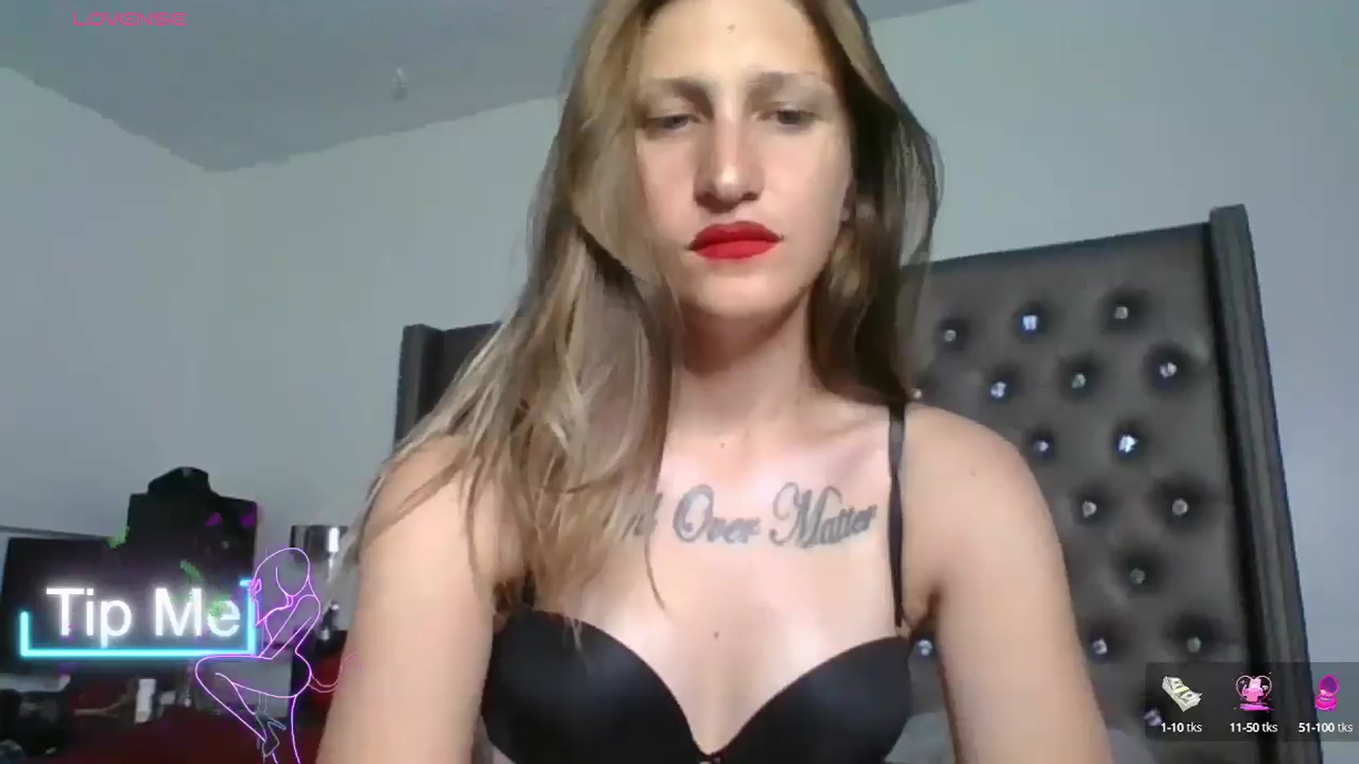 Gallery image thumbnail from Kezzlovesyou's myfreecams stream on, 06/29/2025, 05:44 image 6 of 20