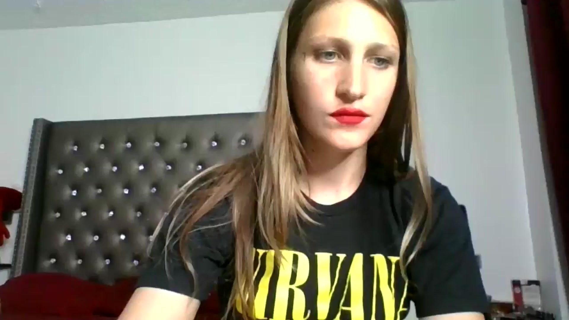 Gallery image thumbnail from Kezzlovesyou's myfreecams stream on, 07/01/2025, 06:09 image 1 of 20