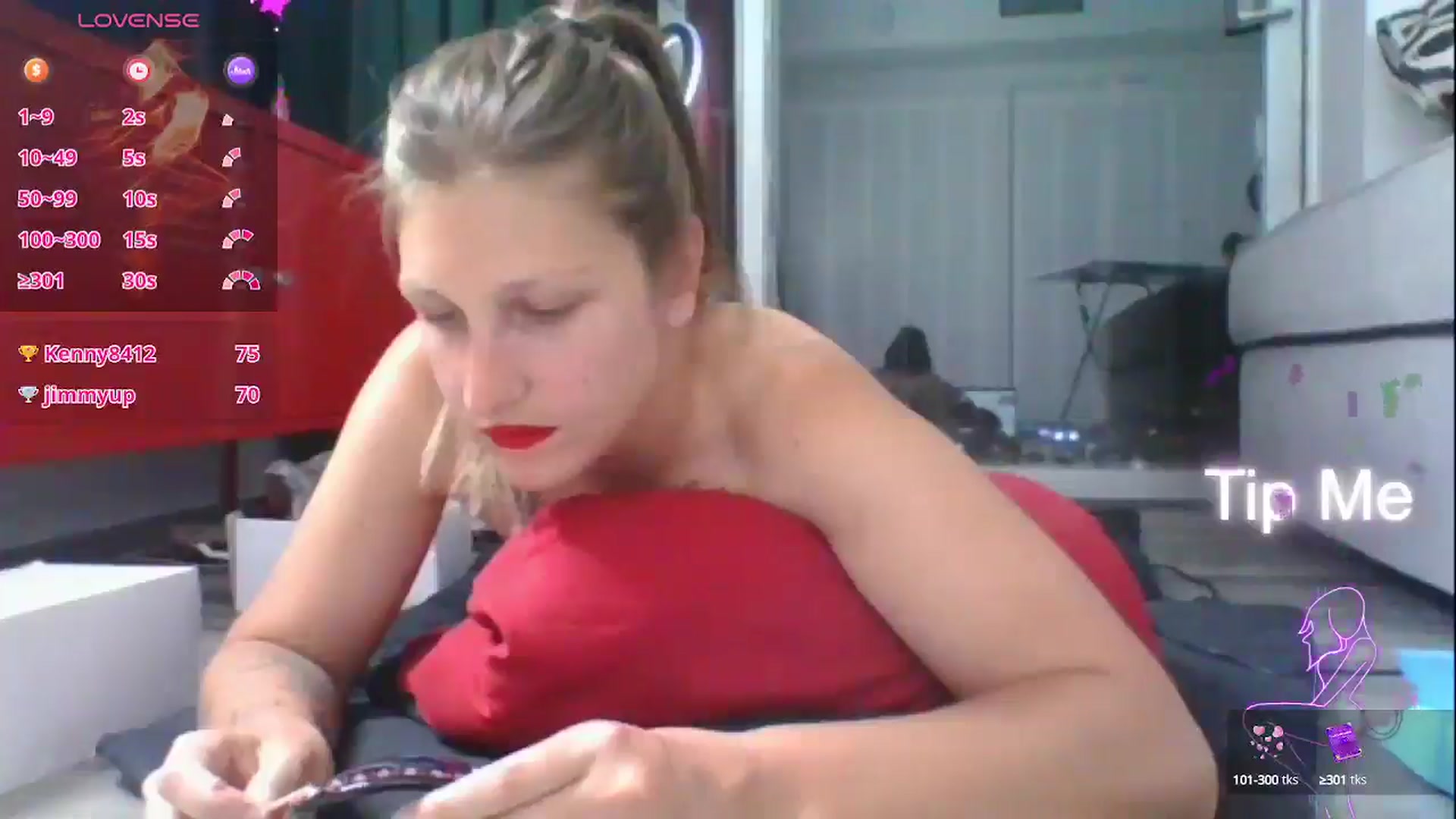 Gallery image thumbnail from Kezzlovesyou's myfreecams stream on, 08/08/2025, 04:49 image 4 of 20