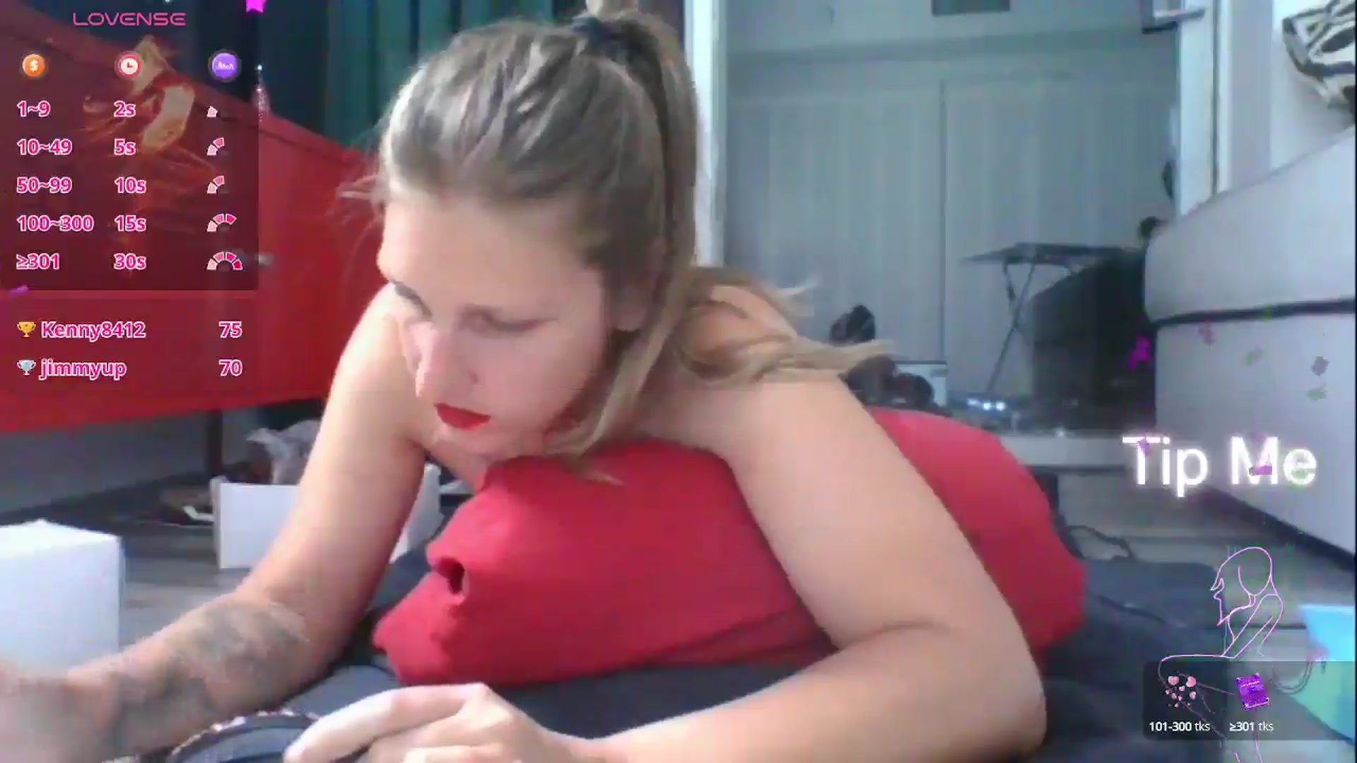 Gallery image thumbnail from Kezzlovesyou's myfreecams stream on, 08/08/2025, 04:49 image 5 of 20