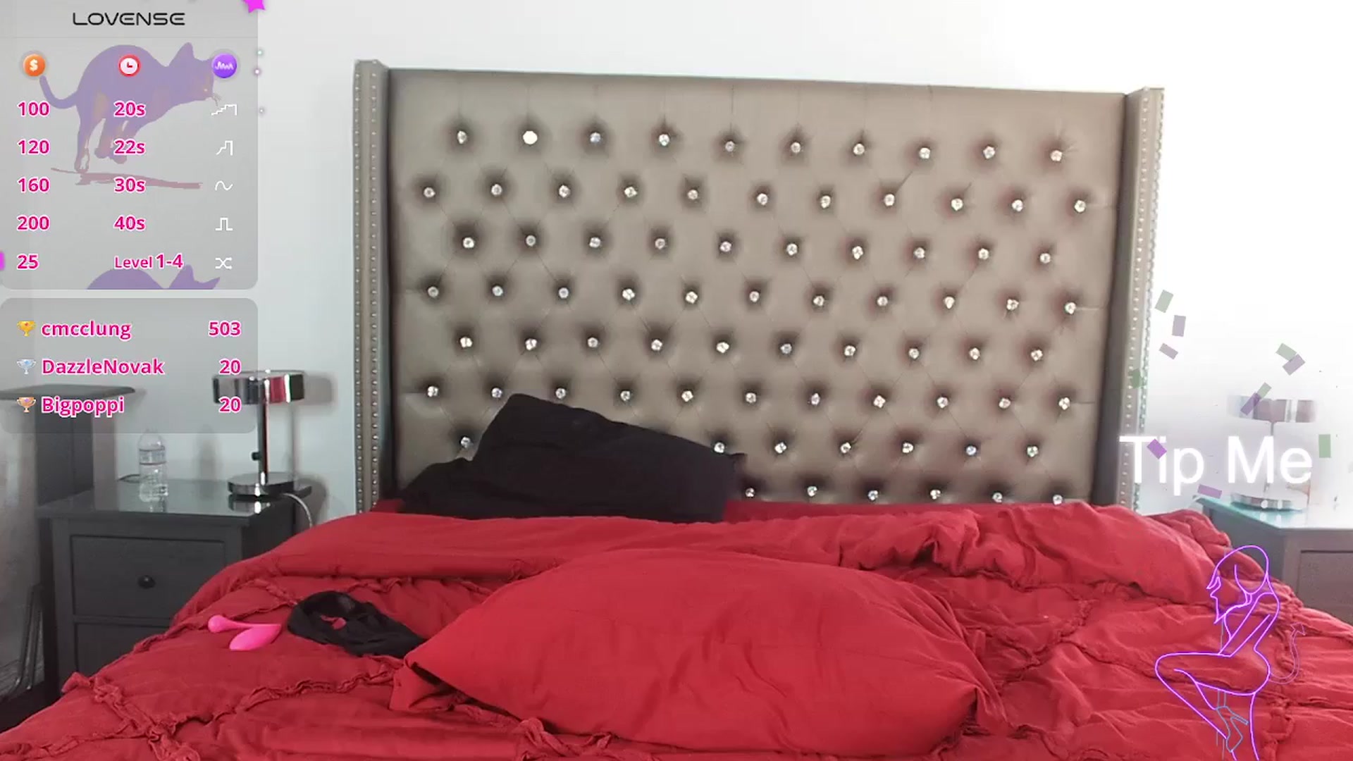 Gallery image thumbnail from Kezzlovesyou's myfreecams stream on, 10/31/2025, 19:14 image 1 of 20