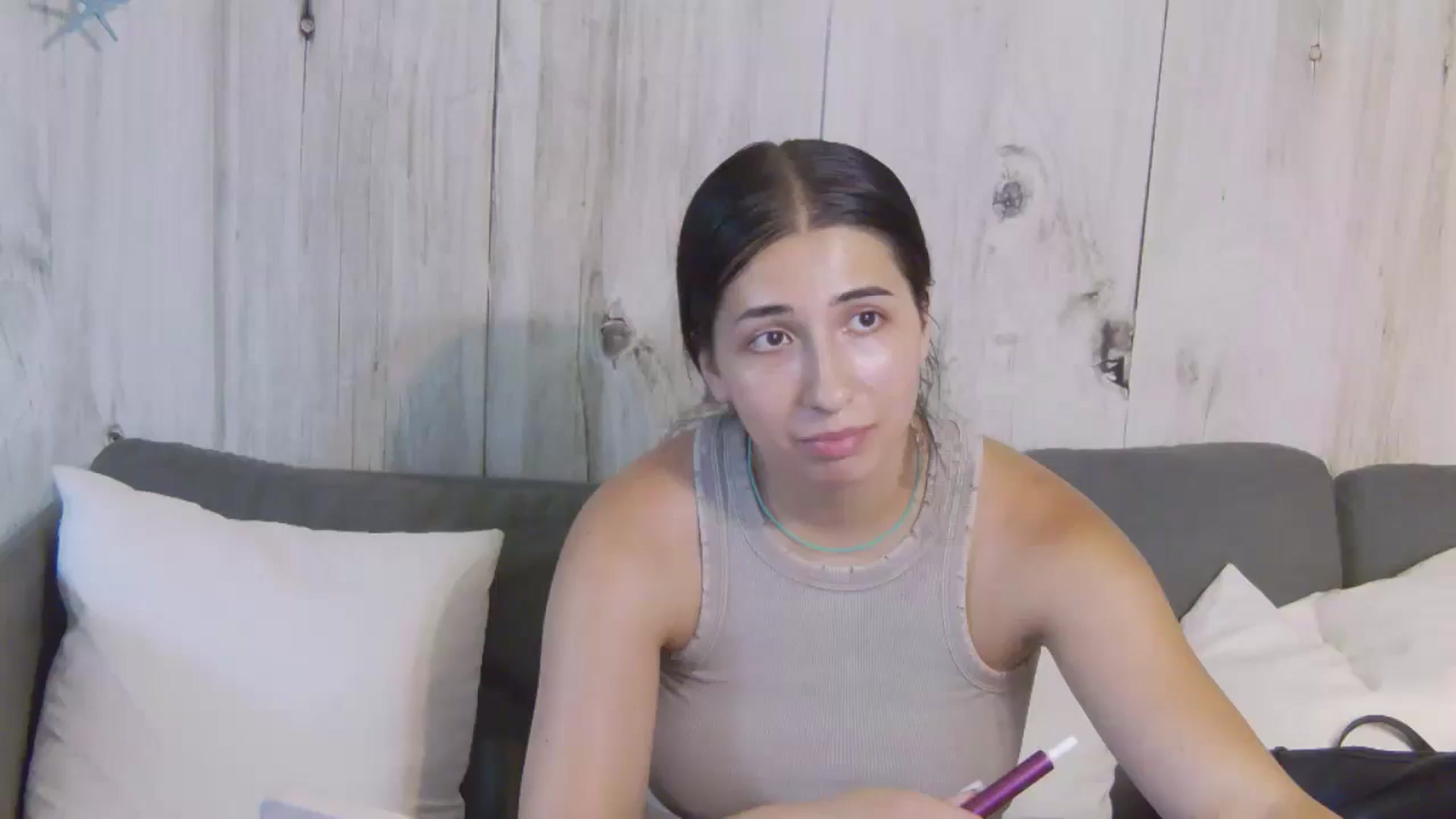 Gallery image thumbnail from Khadijaa's myfreecams stream on, 07/16/2024, 14:10 image 11 of 20