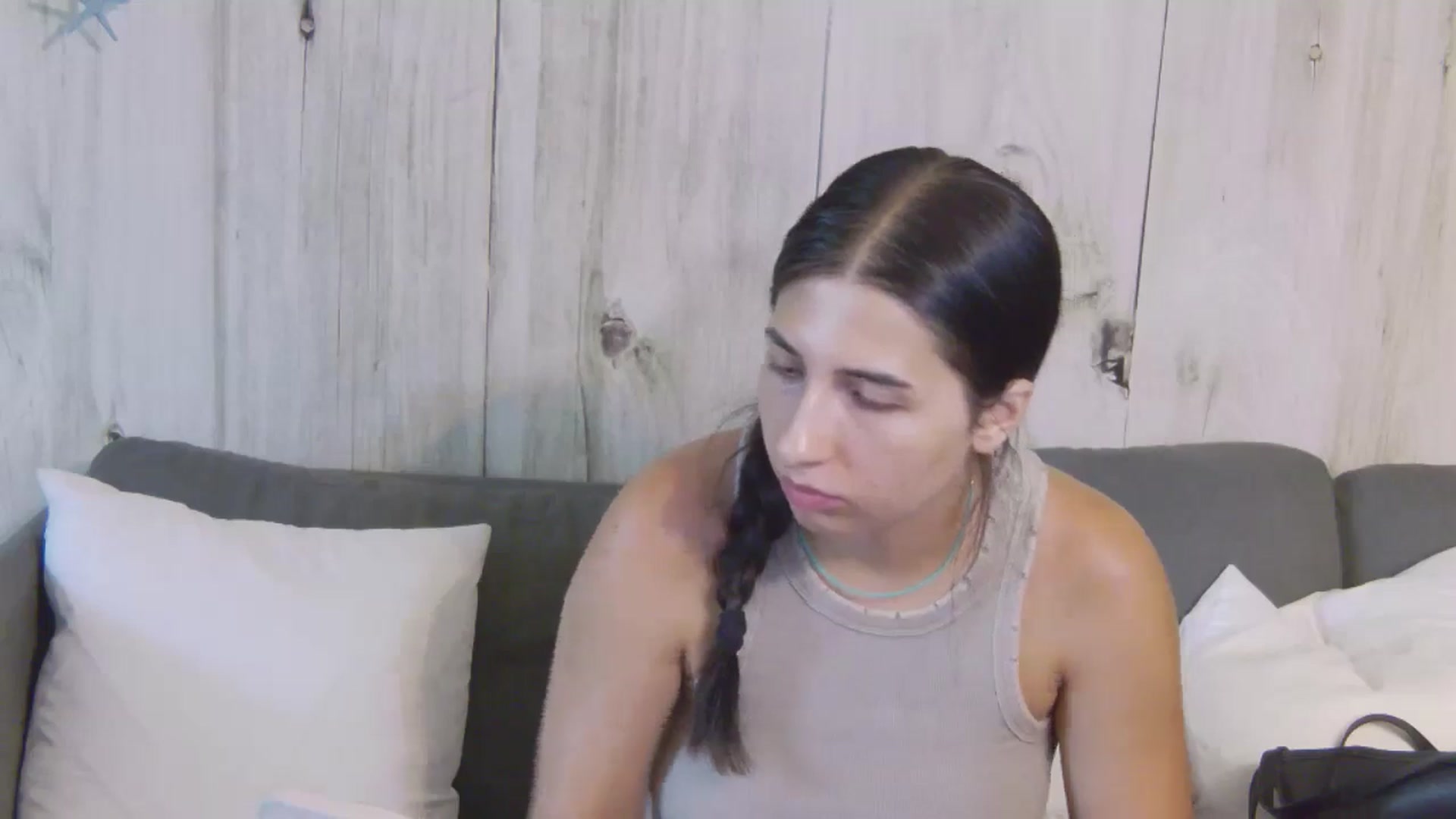 Gallery image thumbnail from Khadijaa's myfreecams stream on, 07/16/2024, 14:10 image 8 of 20