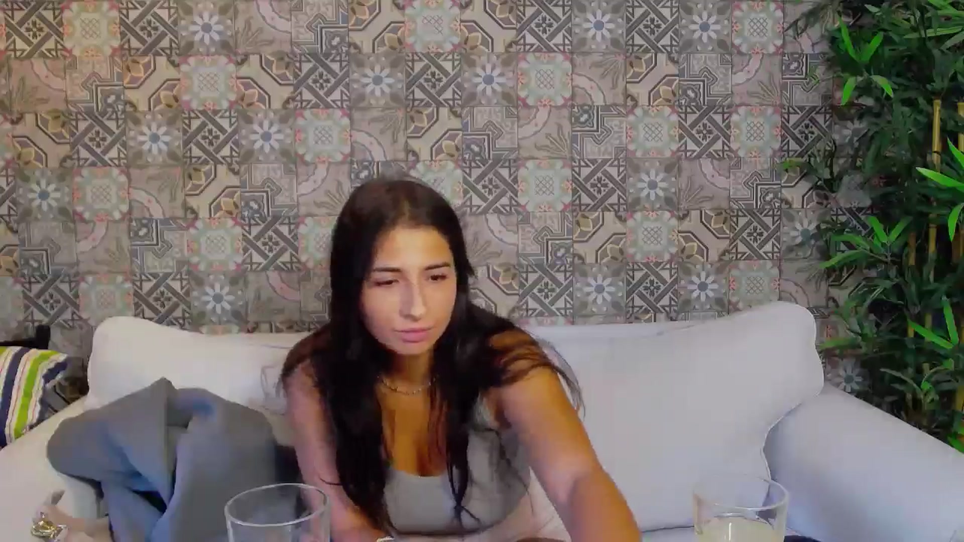 Gallery image thumbnail from Khadijaa's myfreecams stream on, 09/12/2024, 15:04 image 2 of 20