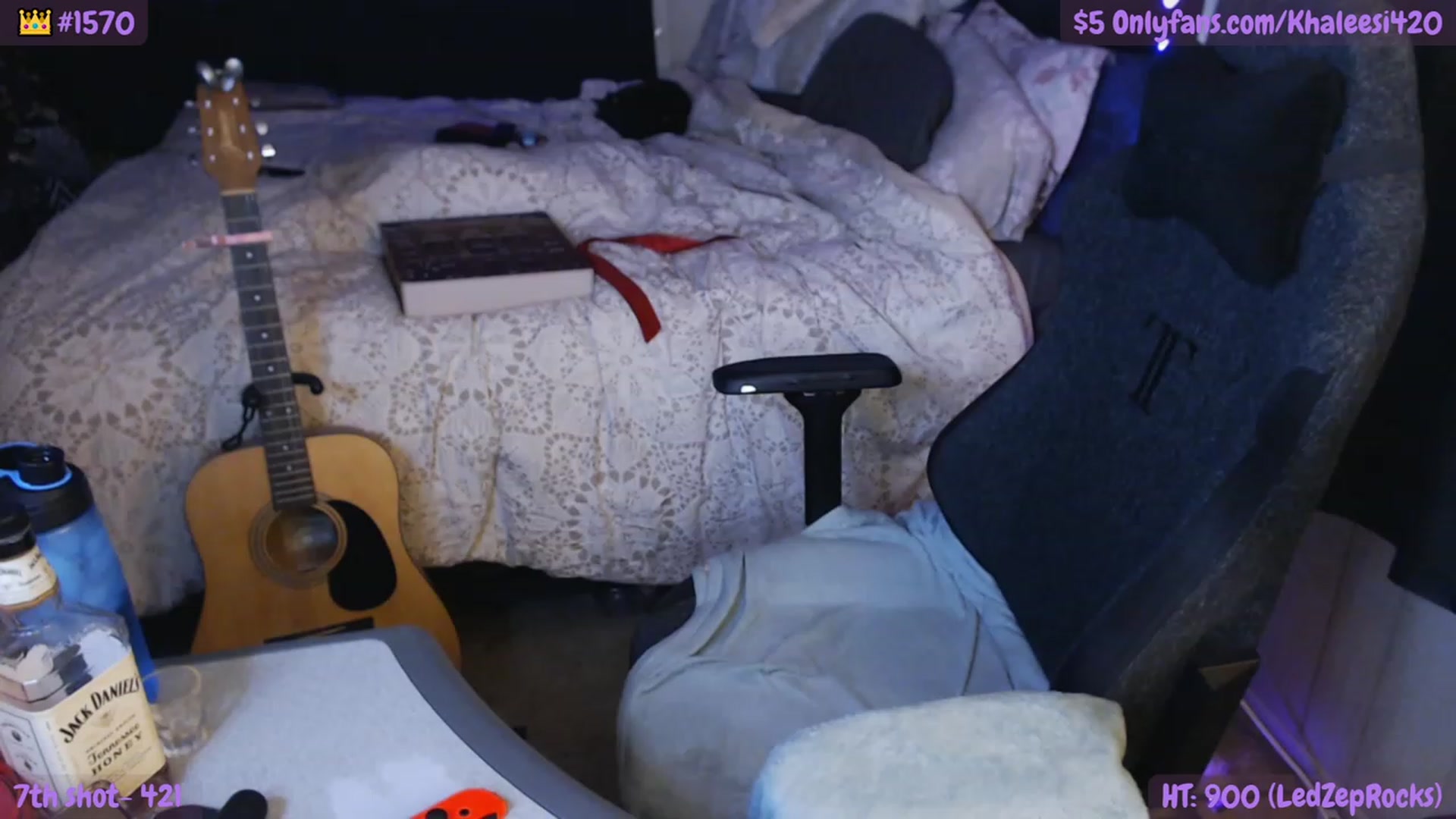 Gallery image thumbnail from Khaleesi420's myfreecams stream on, 12/11/2022, 11:36 image 15 of 20