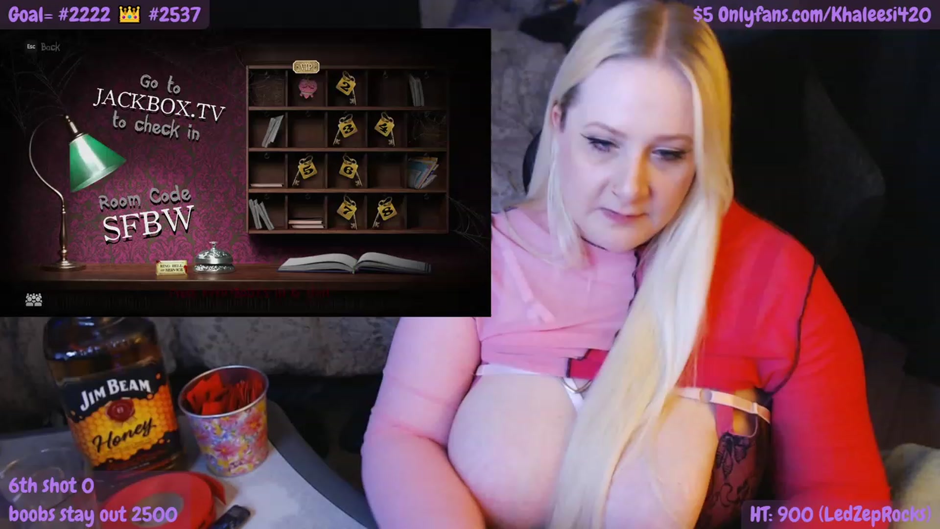 Gallery image thumbnail from Khaleesi420's myfreecams stream on, 12/31/2022, 12:32 image 10 of 20