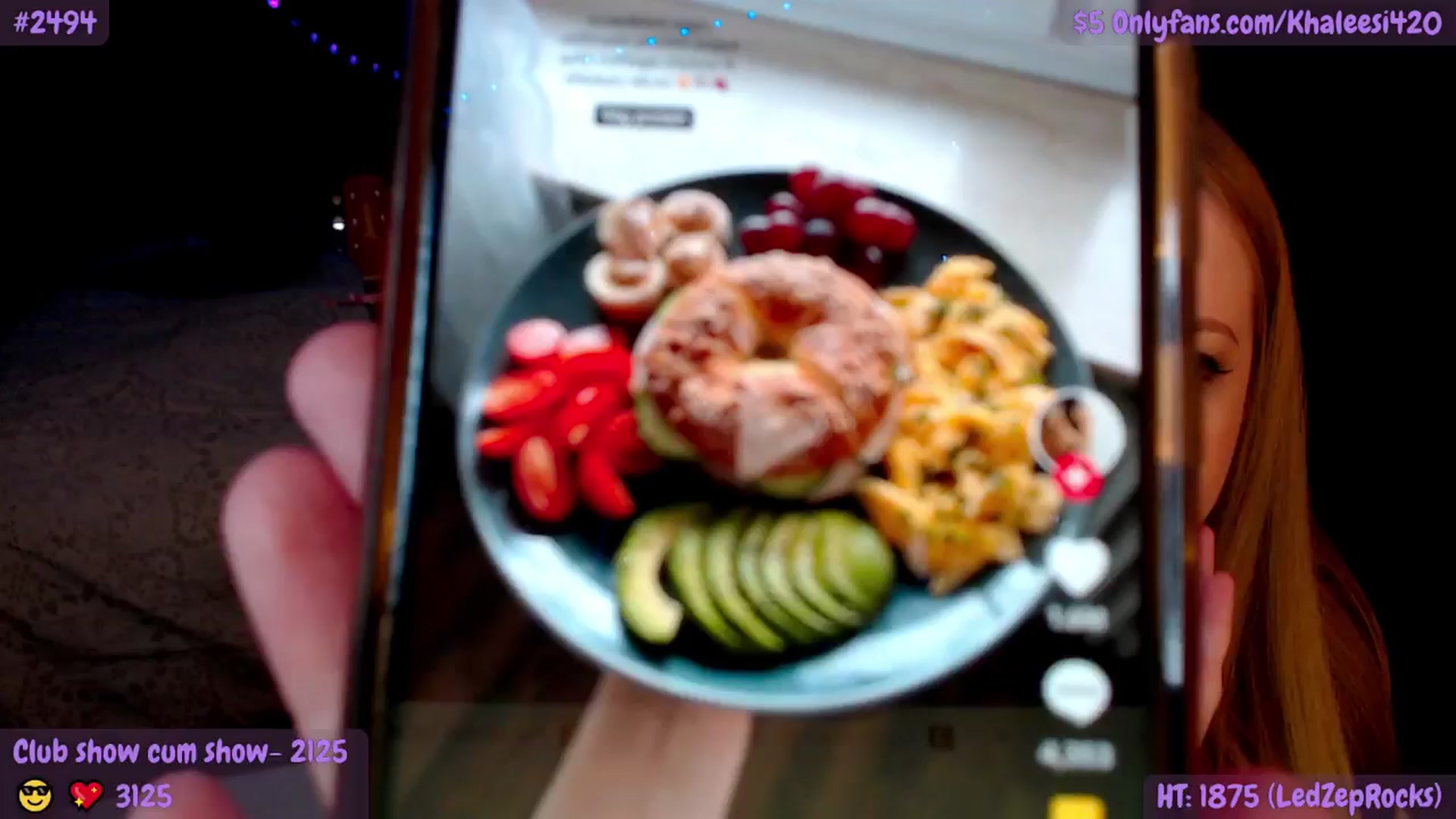 Gallery image thumbnail from Khaleesi420's myfreecams stream on, 03/29/2025, 08:41 image 3 of 20