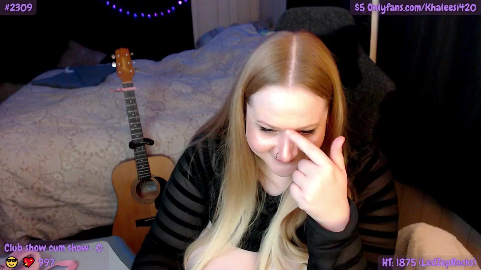 Gallery image thumbnail from Khaleesi420's myfreecams stream on, 03/29/2025, 09:35 image 17 of 20