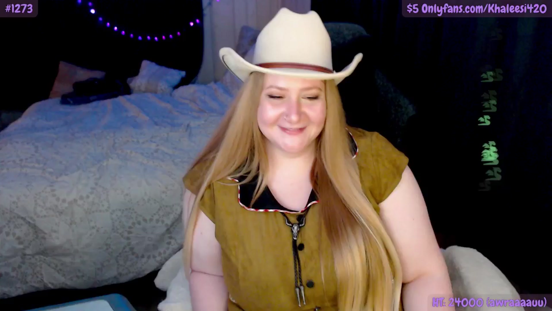 Gallery image thumbnail from Khaleesi420's myfreecams stream on, 10/18/2025, 09:29 image 14 of 20