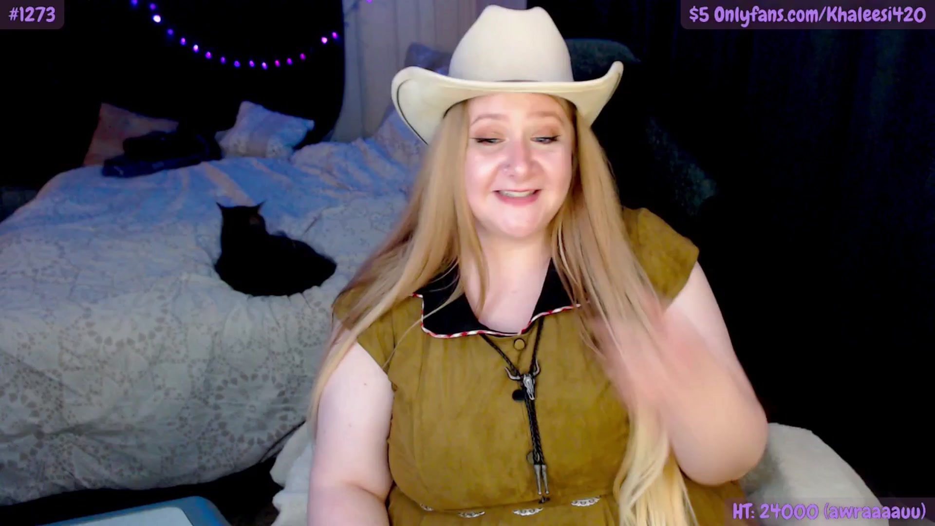 Gallery image thumbnail from Khaleesi420's myfreecams stream on, 10/18/2025, 09:29 image 19 of 20