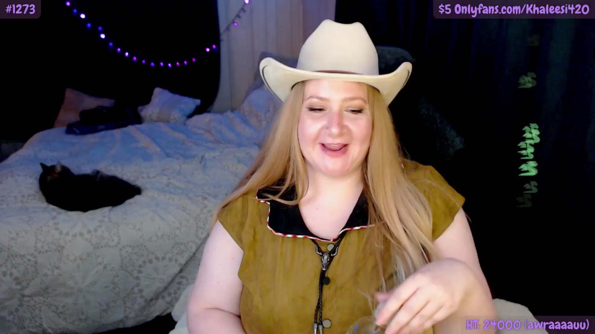 Gallery image thumbnail from Khaleesi420's myfreecams stream on, 10/18/2025, 09:29 image 9 of 20