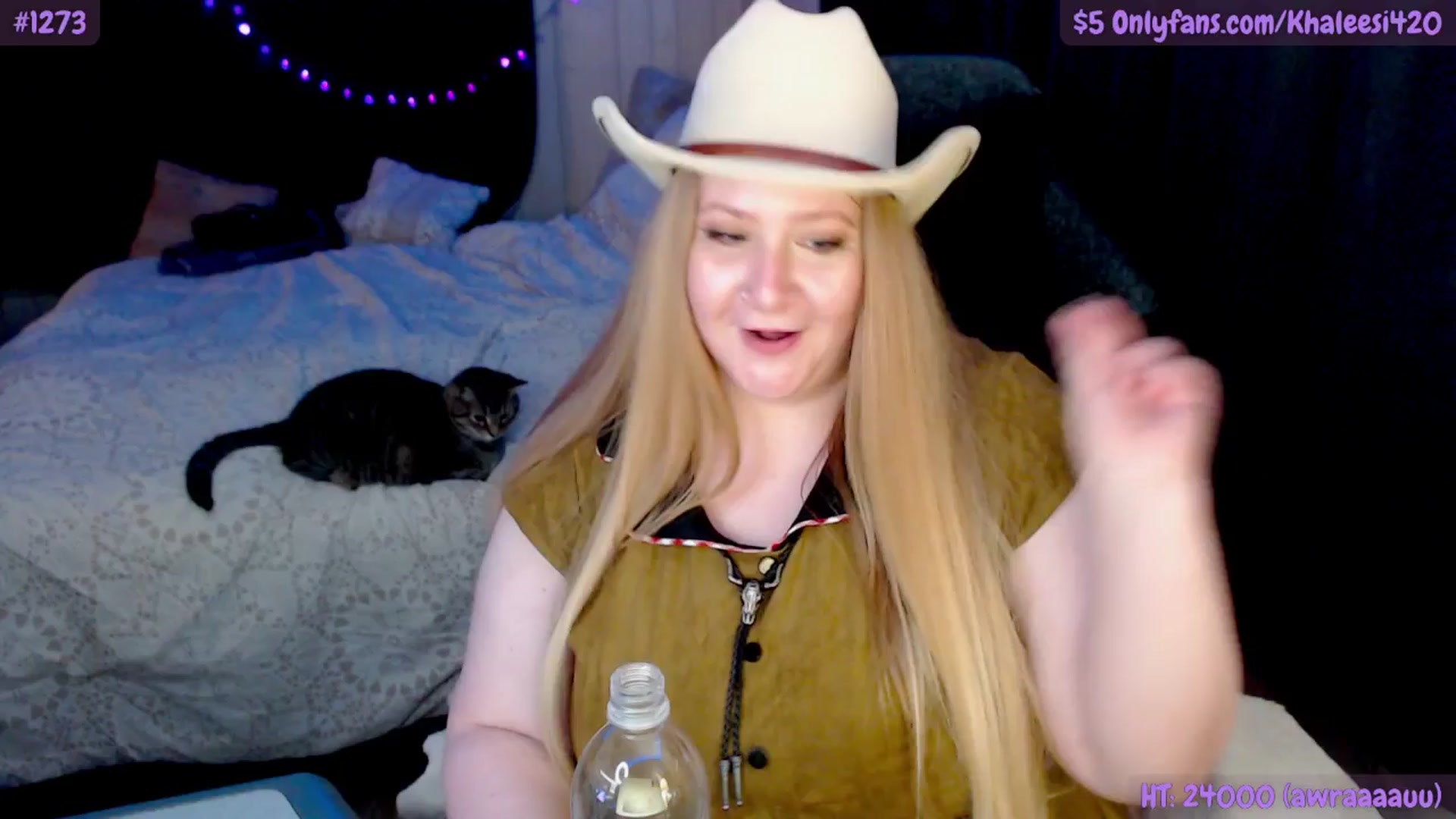 Gallery image thumbnail from Khaleesi420's myfreecams stream on, 10/18/2025, 09:29 image 15 of 20
