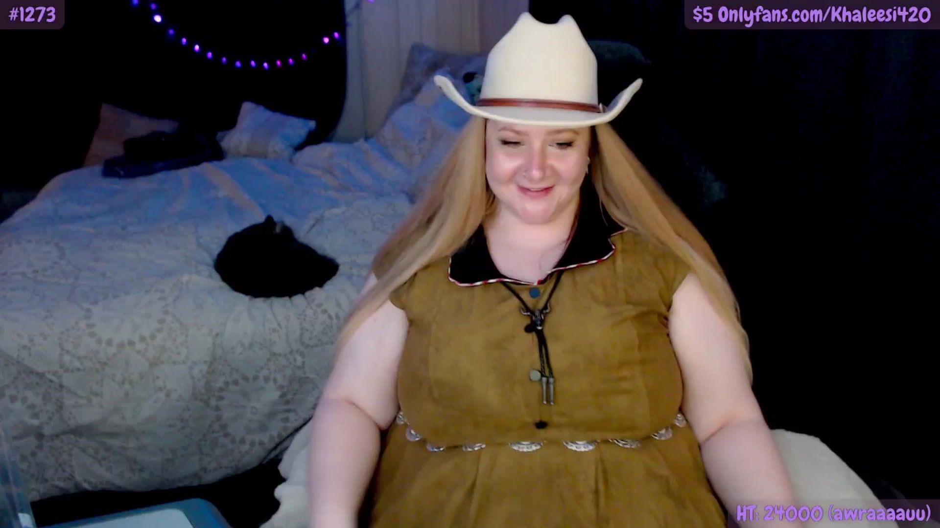 Gallery image thumbnail from Khaleesi420's myfreecams stream on, 10/18/2025, 10:18 image 1 of 20