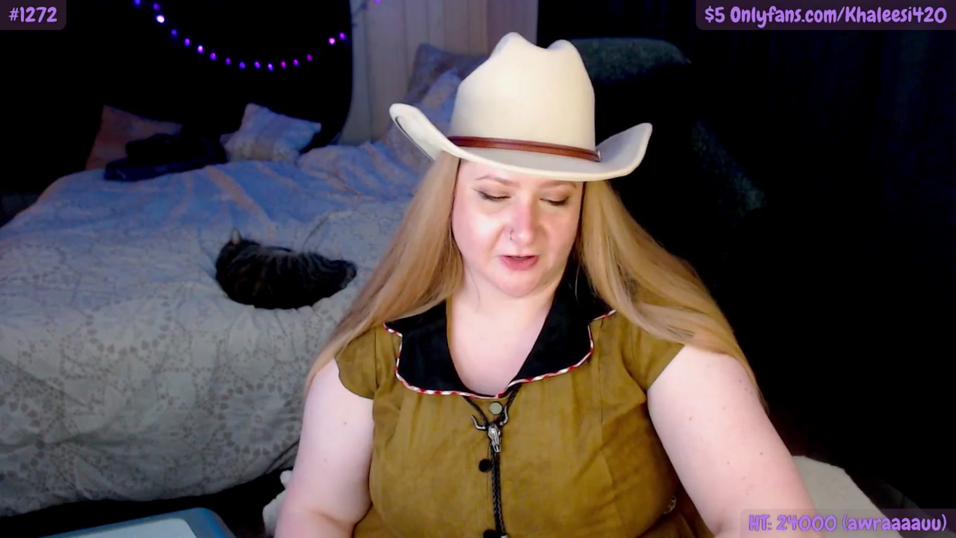 Gallery image thumbnail from Khaleesi420's myfreecams stream on, 10/18/2025, 10:18 image 15 of 20
