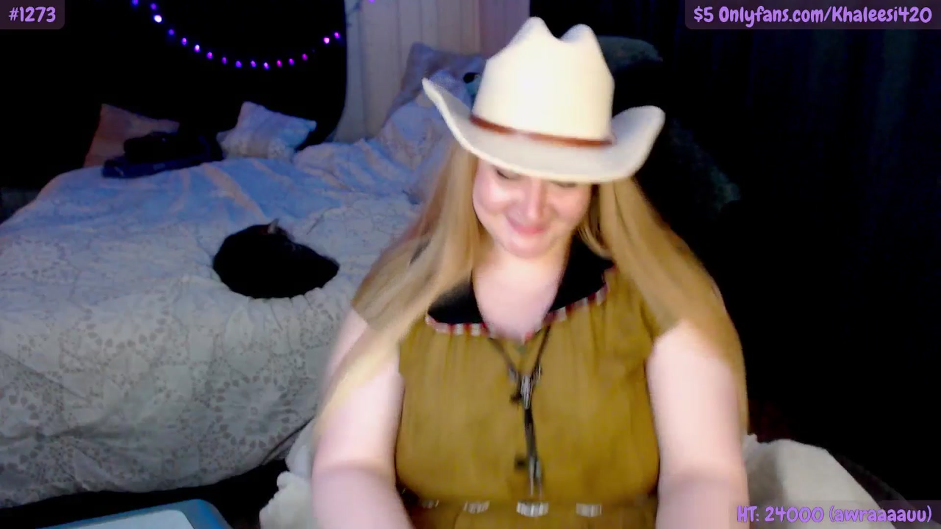 Gallery image thumbnail from Khaleesi420's myfreecams stream on, 10/18/2025, 10:18 image 4 of 20