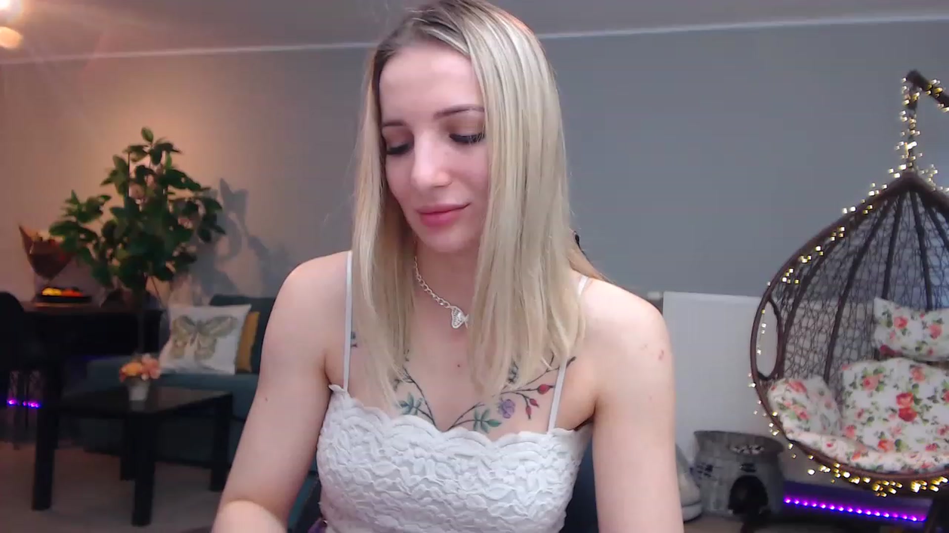 Gallery image thumbnail from KhalessiST's myfreecams stream on, 02/26/2023, 08:59 image 19 of 20
