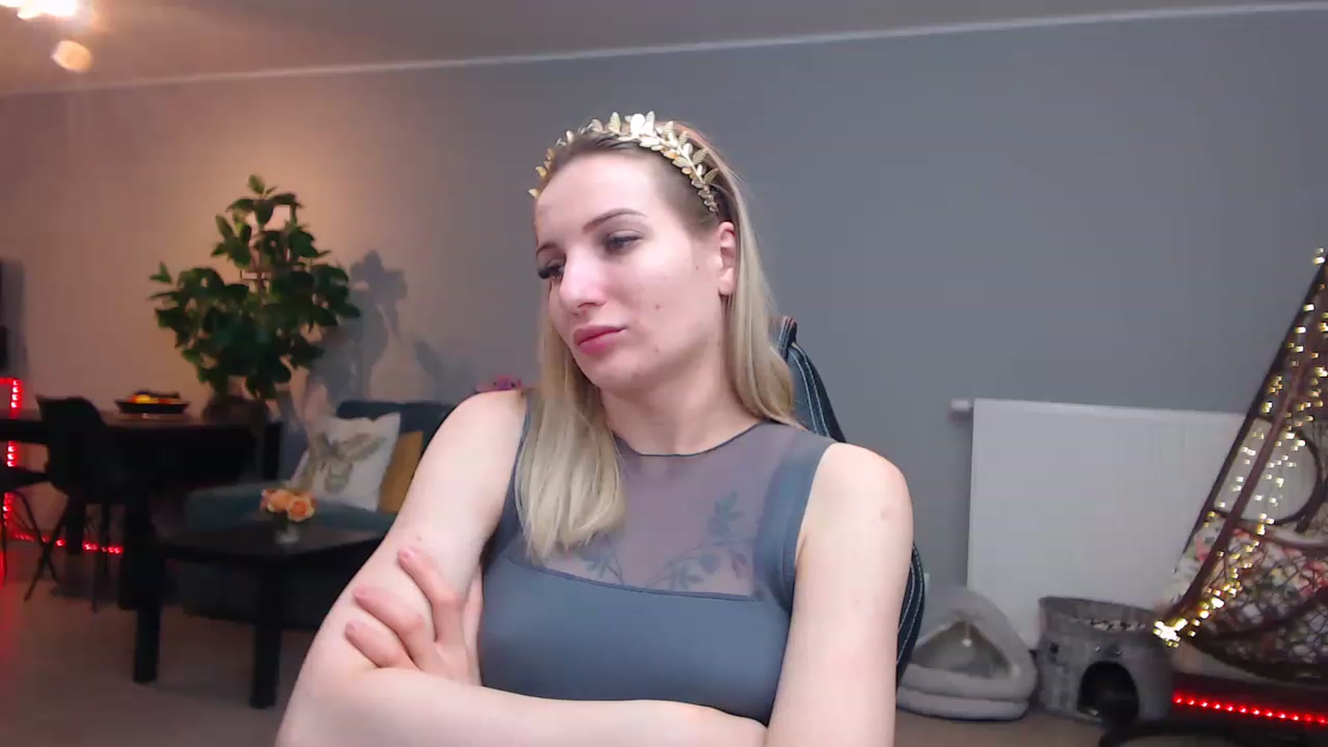 Gallery image thumbnail from KhalessiST's myfreecams stream on, 03/05/2023, 09:11 image 4 of 20