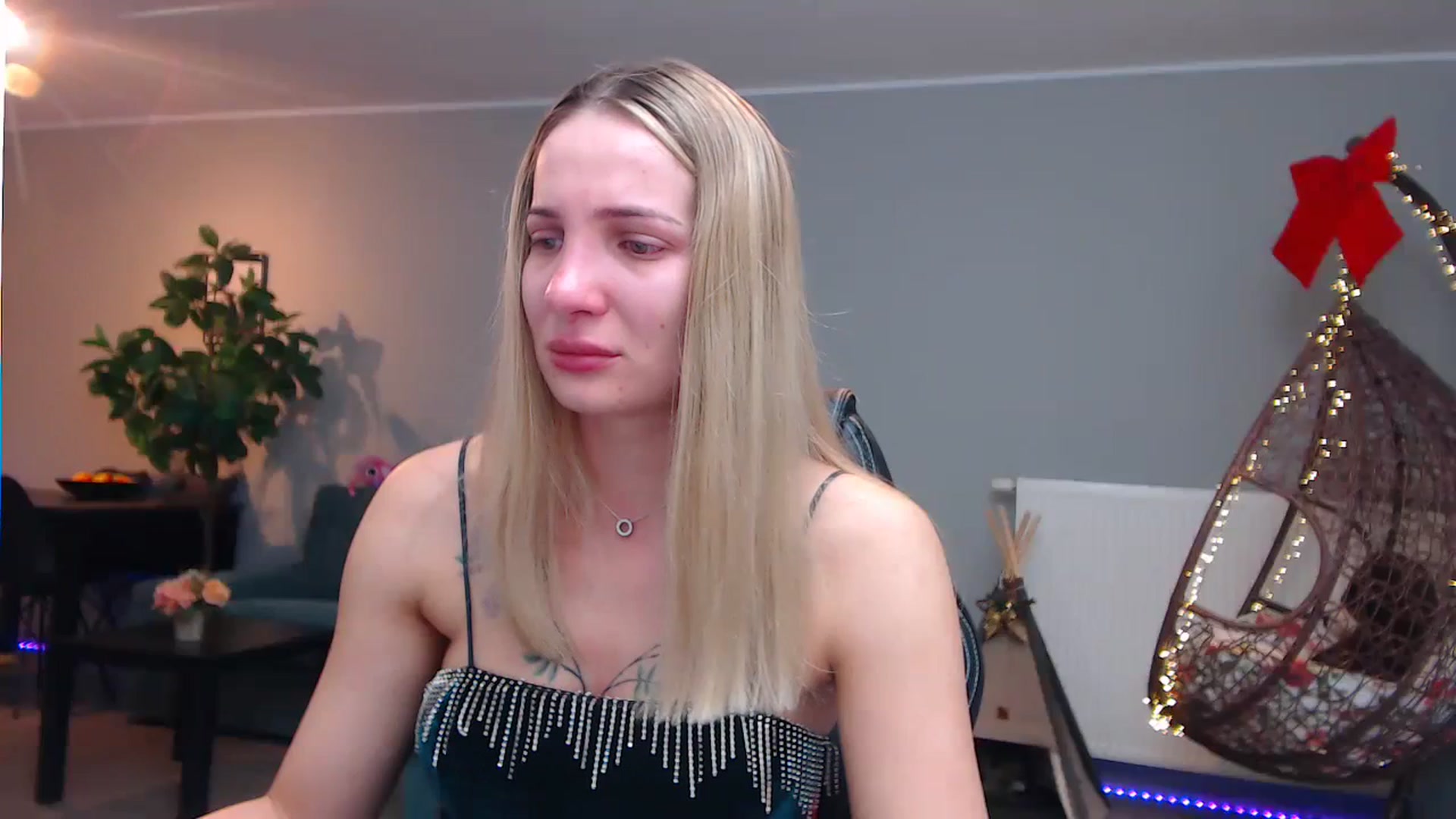 Gallery image thumbnail from KhalessiST's myfreecams stream on, 11/09/2023, 09:05 image 11 of 20