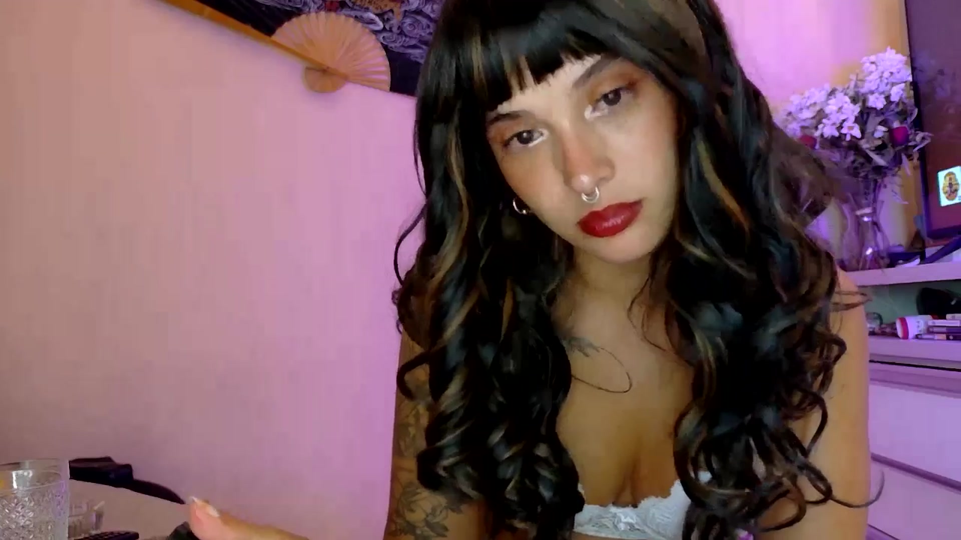Gallery image thumbnail from Khameleon's myfreecams stream on, 04/04/2026, 03:59 image 3 of 20
