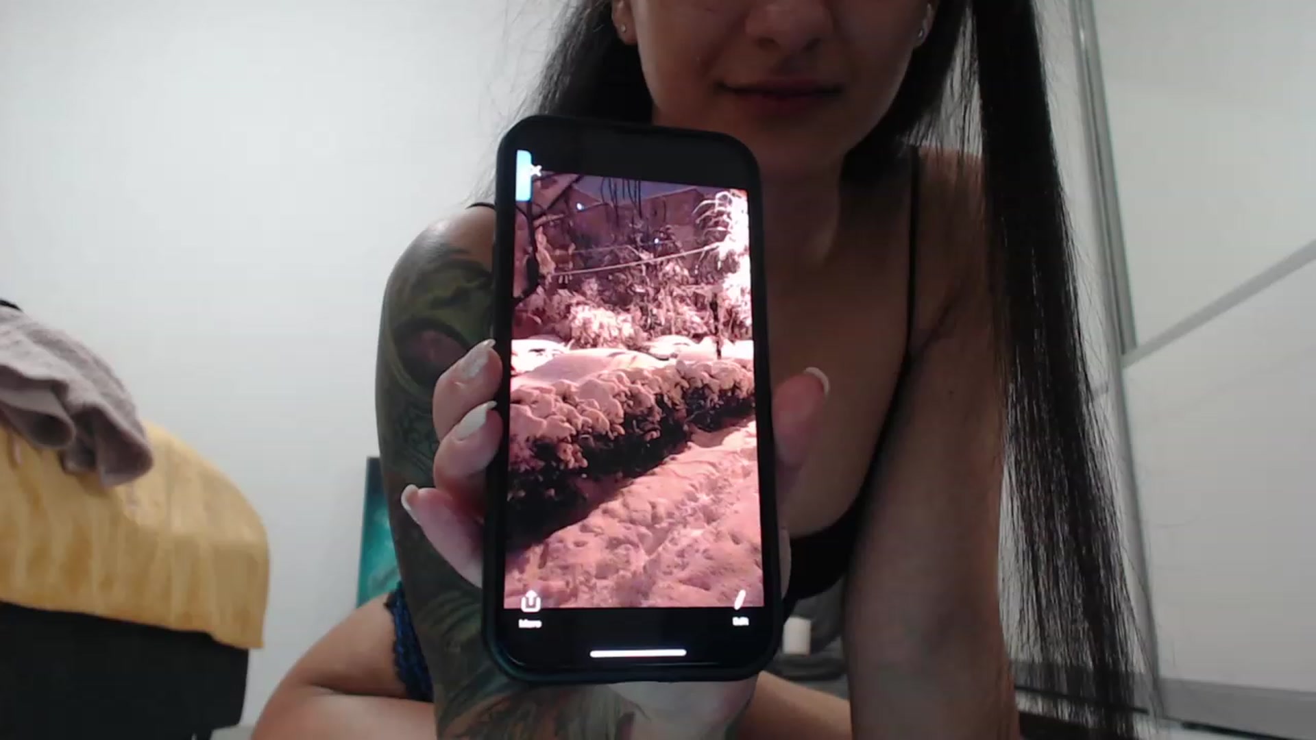Gallery image thumbnail from Khateee's myfreecams stream on, 12/24/2022, 15:41 image 9 of 20