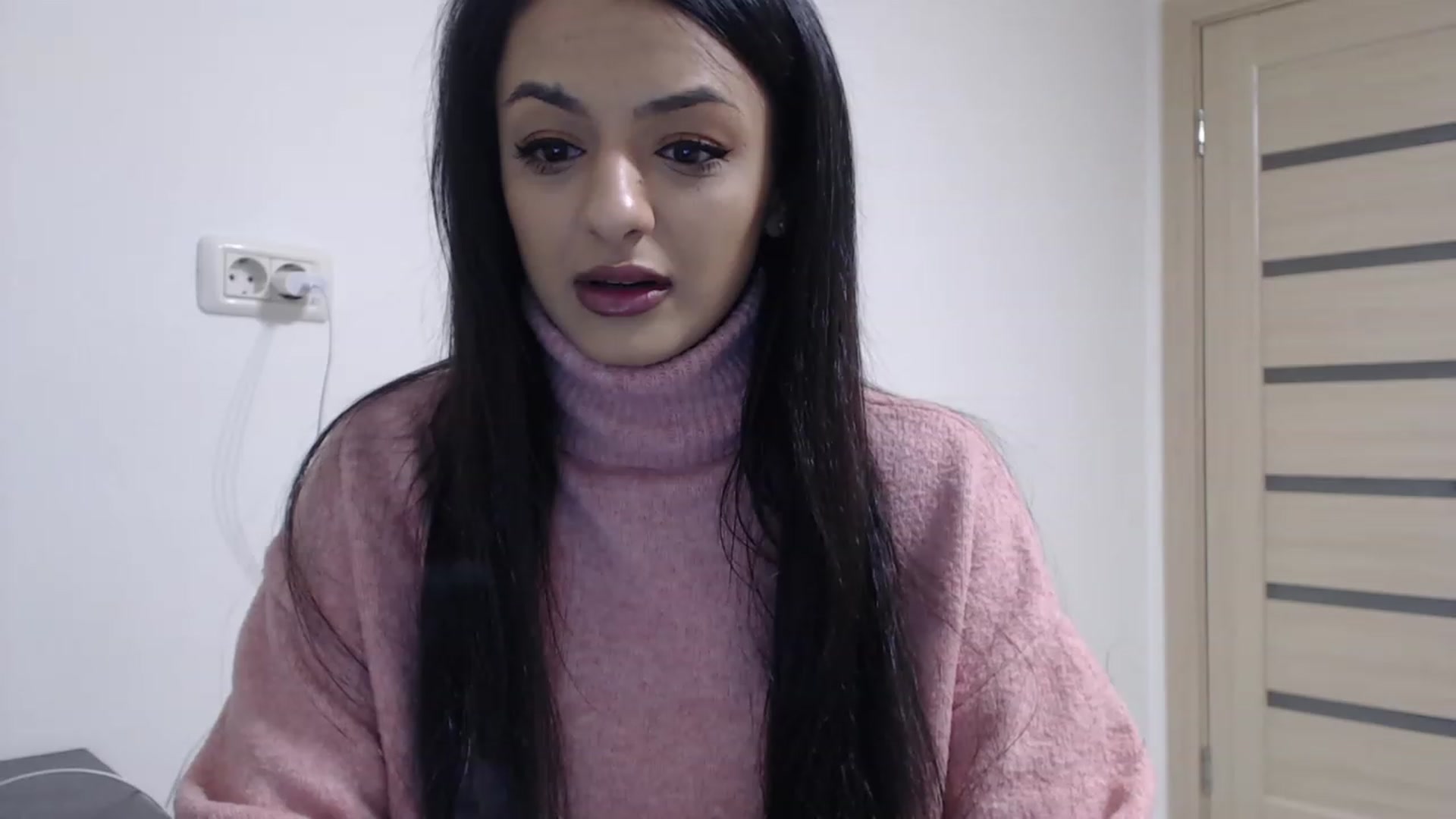 Gallery image thumbnail from Khateee's myfreecams stream on, 12/24/2022, 17:33 image 19 of 20