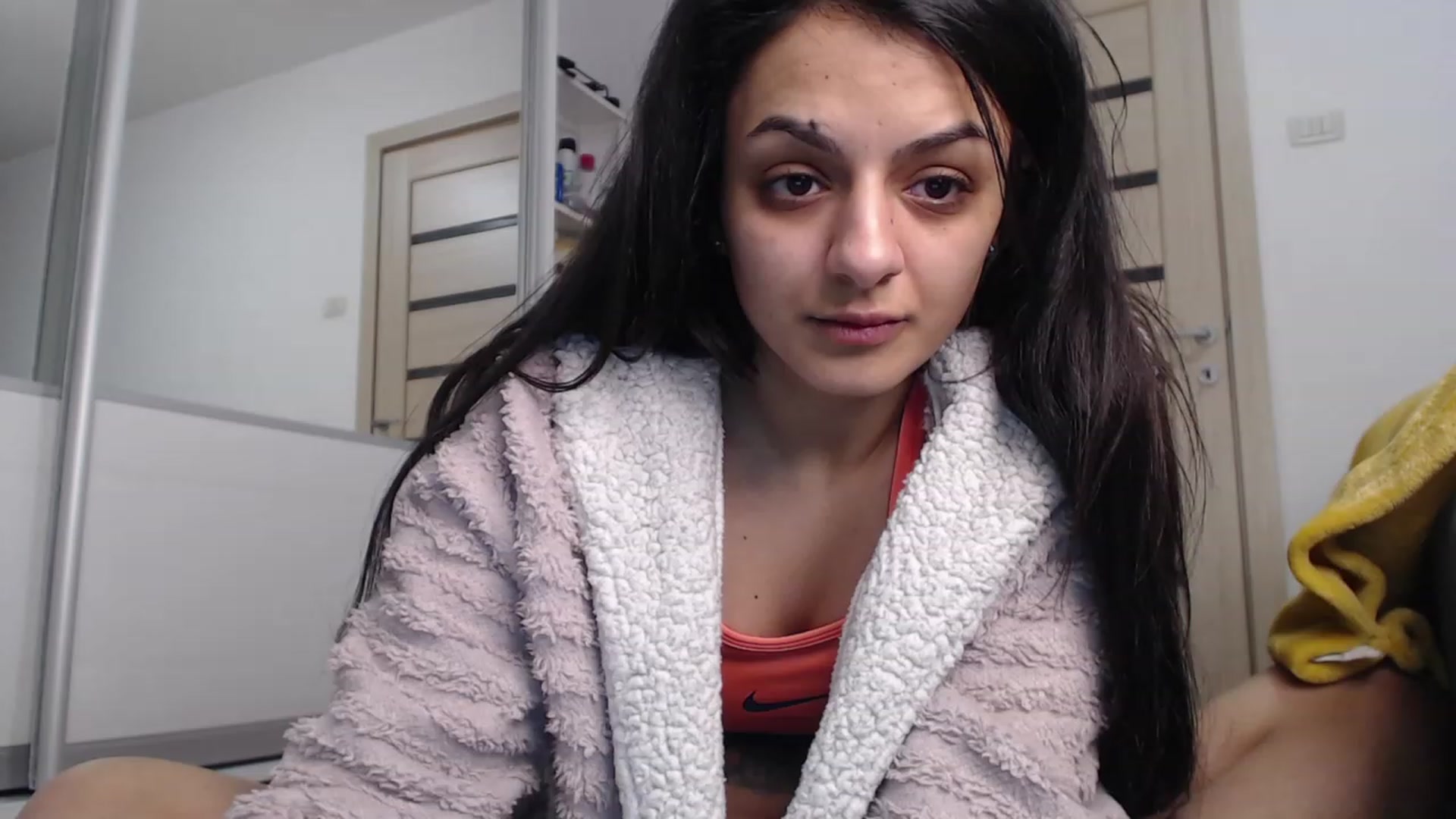 Gallery image thumbnail from Khateee's myfreecams stream on, 12/26/2022, 24:47 image 6 of 20