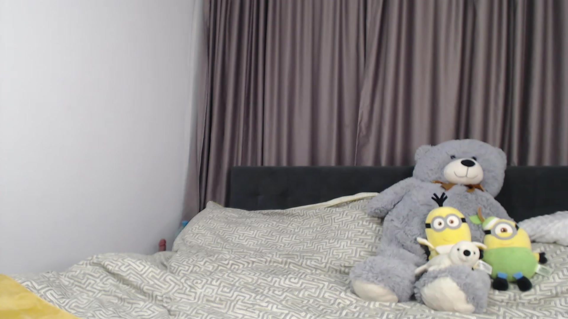 Gallery image thumbnail from Khateee's myfreecams stream on, 12/26/2022, 24:47 image 18 of 20