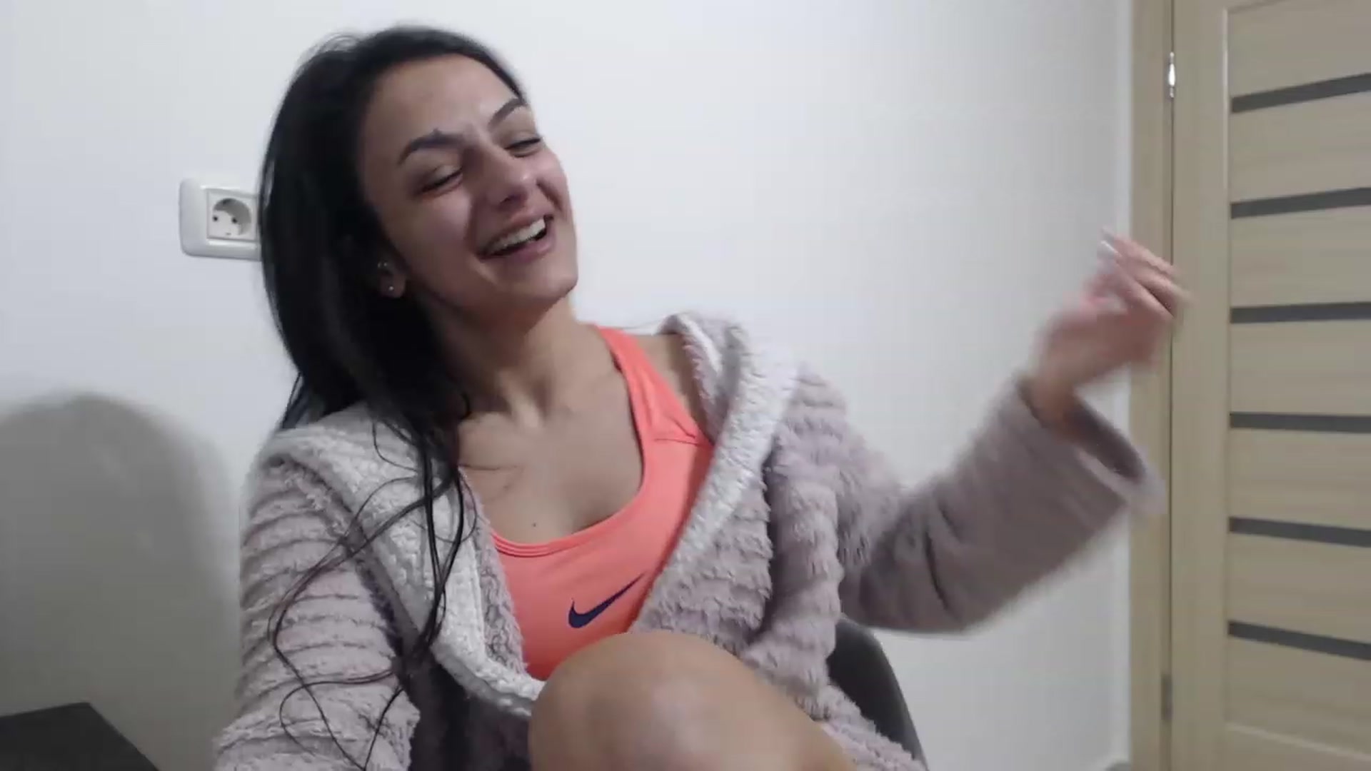 Gallery image thumbnail from Khateee's myfreecams stream on, 12/26/2022, 24:47 image 9 of 20