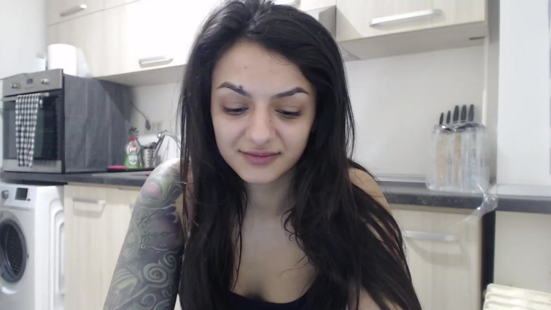 Gallery image thumbnail from Khateee's myfreecams stream on, 12/27/2022, 16:34 image 6 of 20
