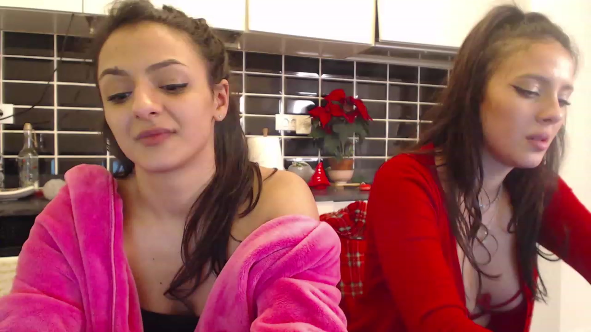 Gallery image thumbnail from Khateee's myfreecams stream on, 12/27/2022, 21:32 image 18 of 20