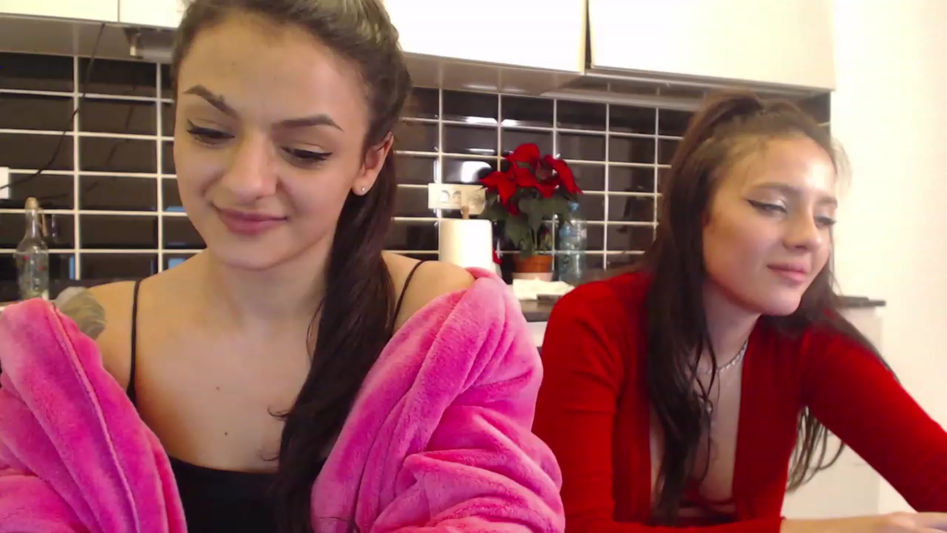 Gallery image thumbnail from Khateee's myfreecams stream on, 12/27/2022, 21:32 image 15 of 20