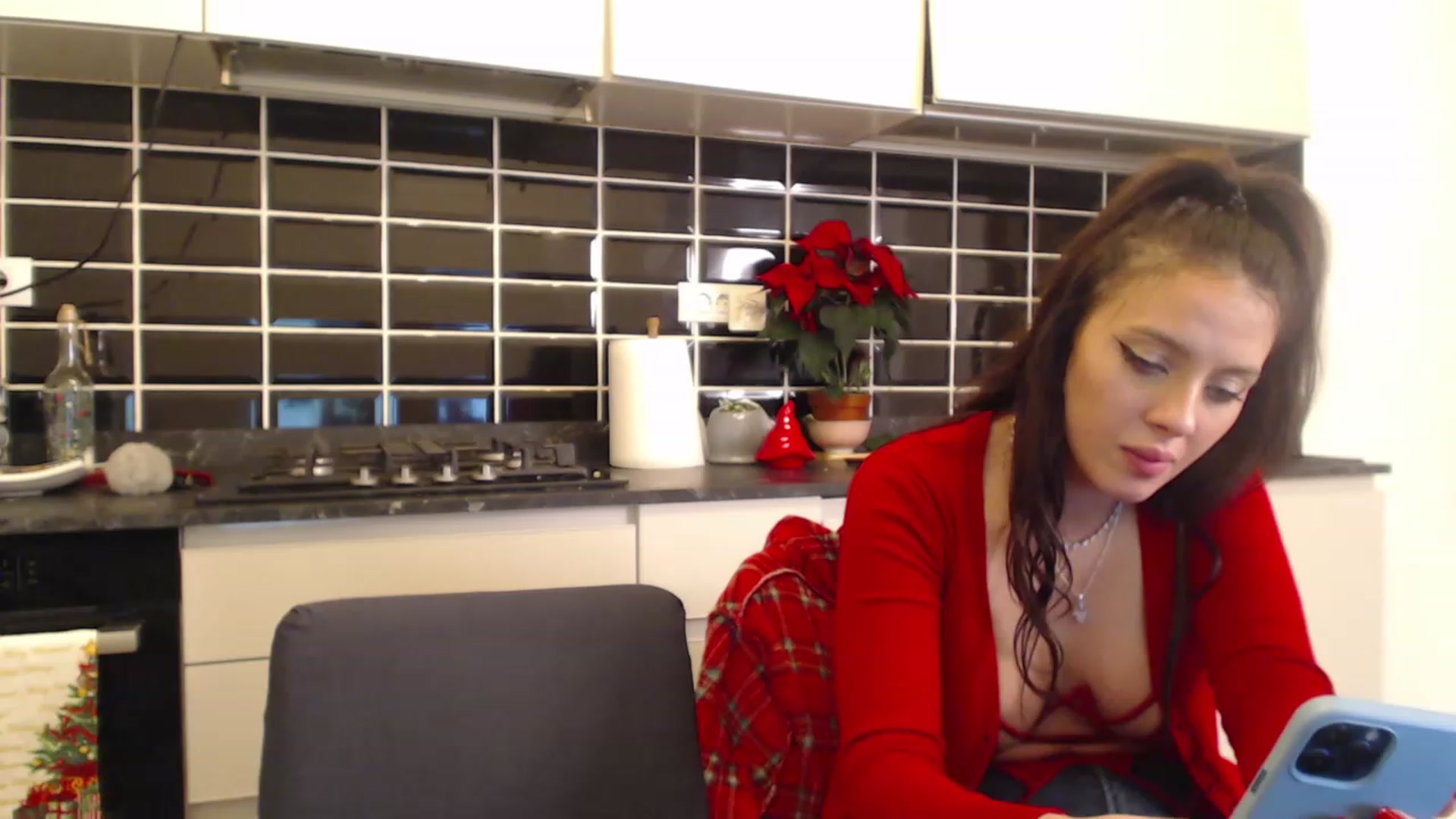 Gallery image thumbnail from Khateee's myfreecams stream on, 12/27/2022, 21:32 image 19 of 20